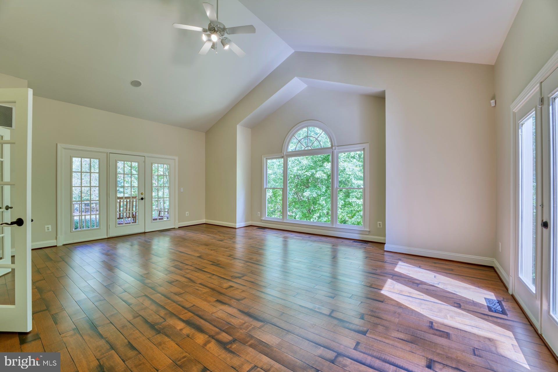 BEACON HILL - Residential