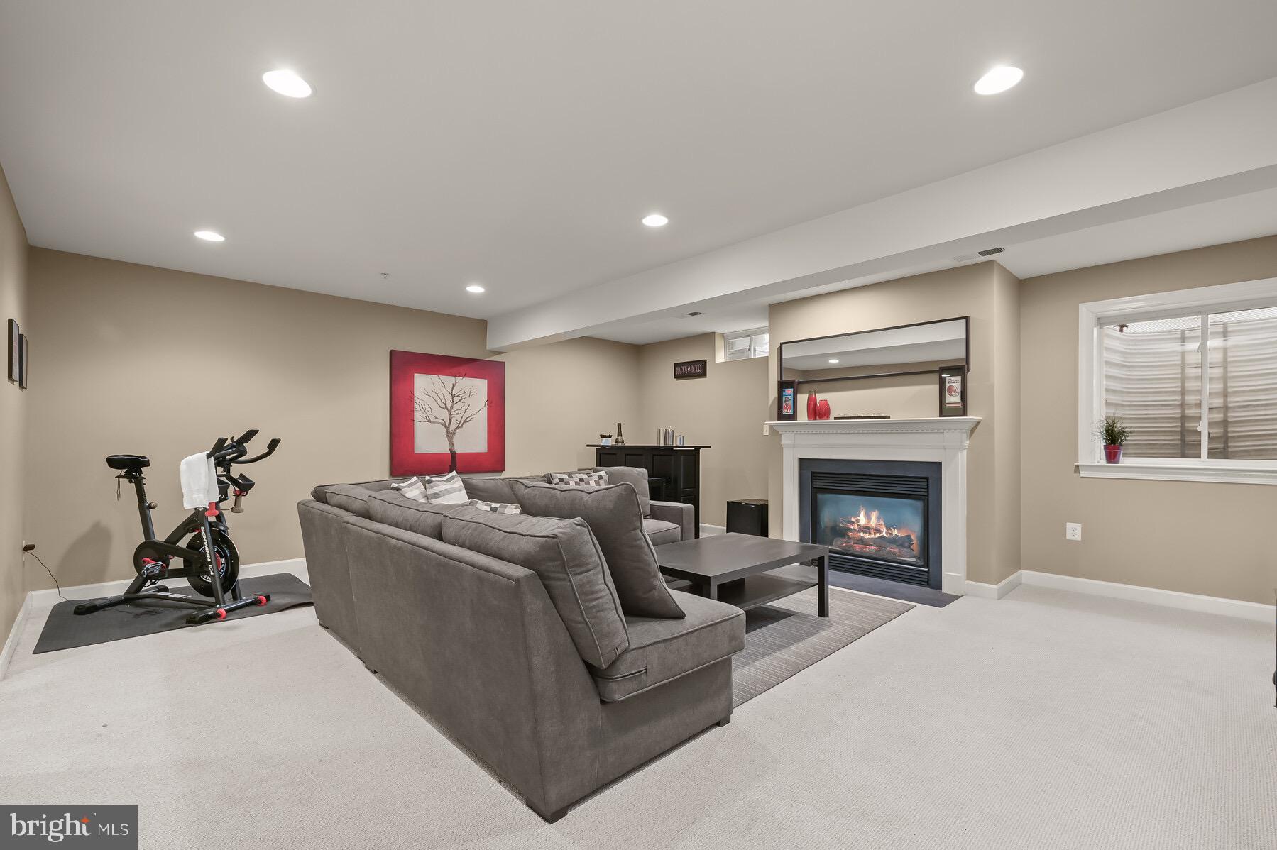 VILLAGES OF DORCHESTER - Residential