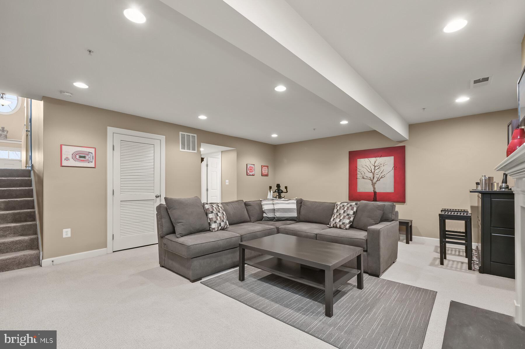 VILLAGES OF DORCHESTER - Residential