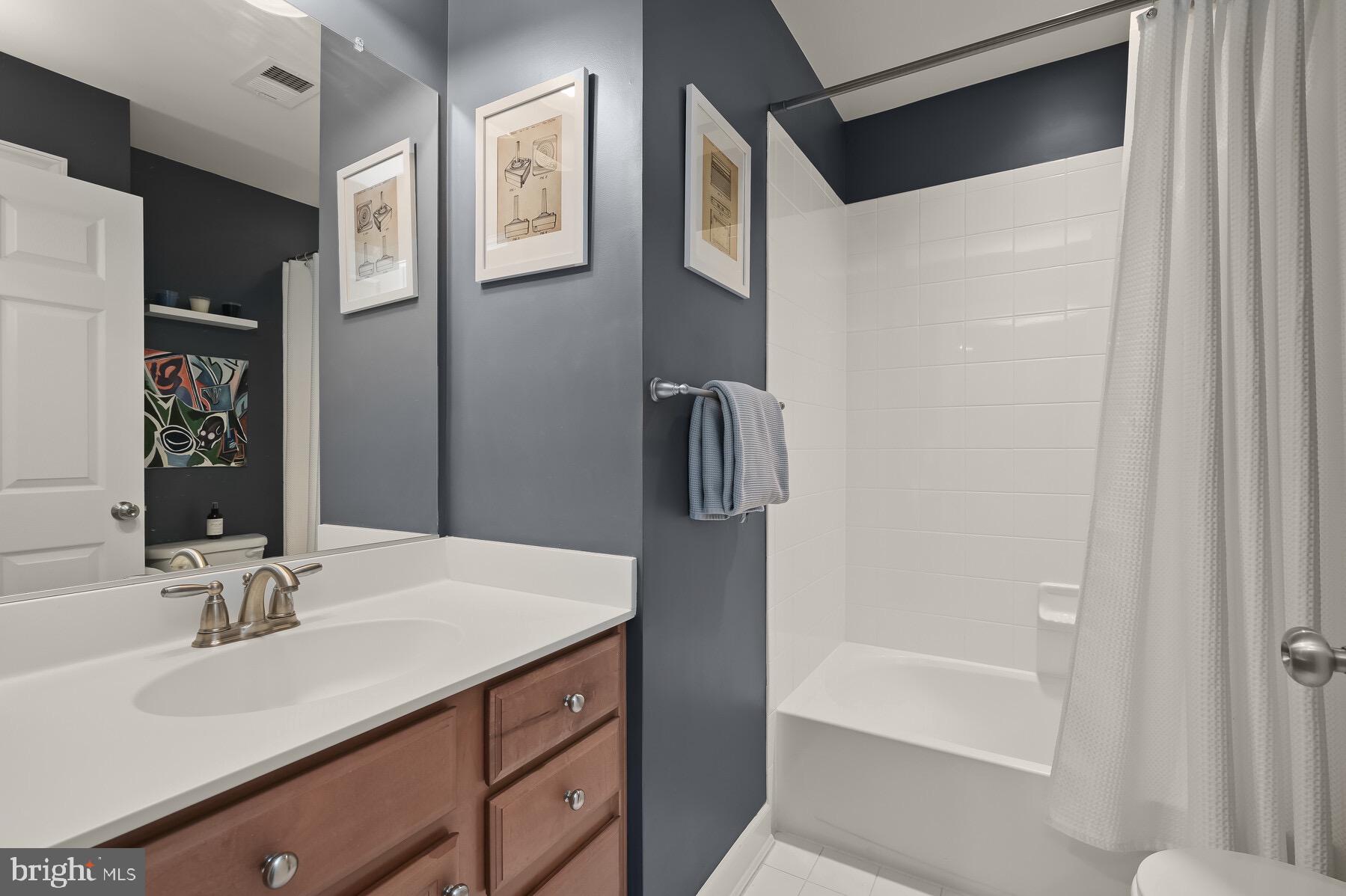 VILLAGES OF DORCHESTER - Residential