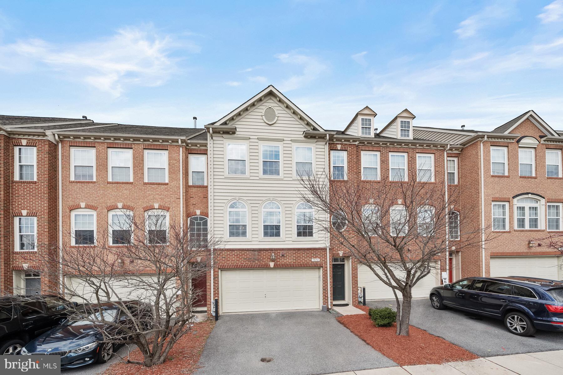 VILLAGES OF DORCHESTER - Residential