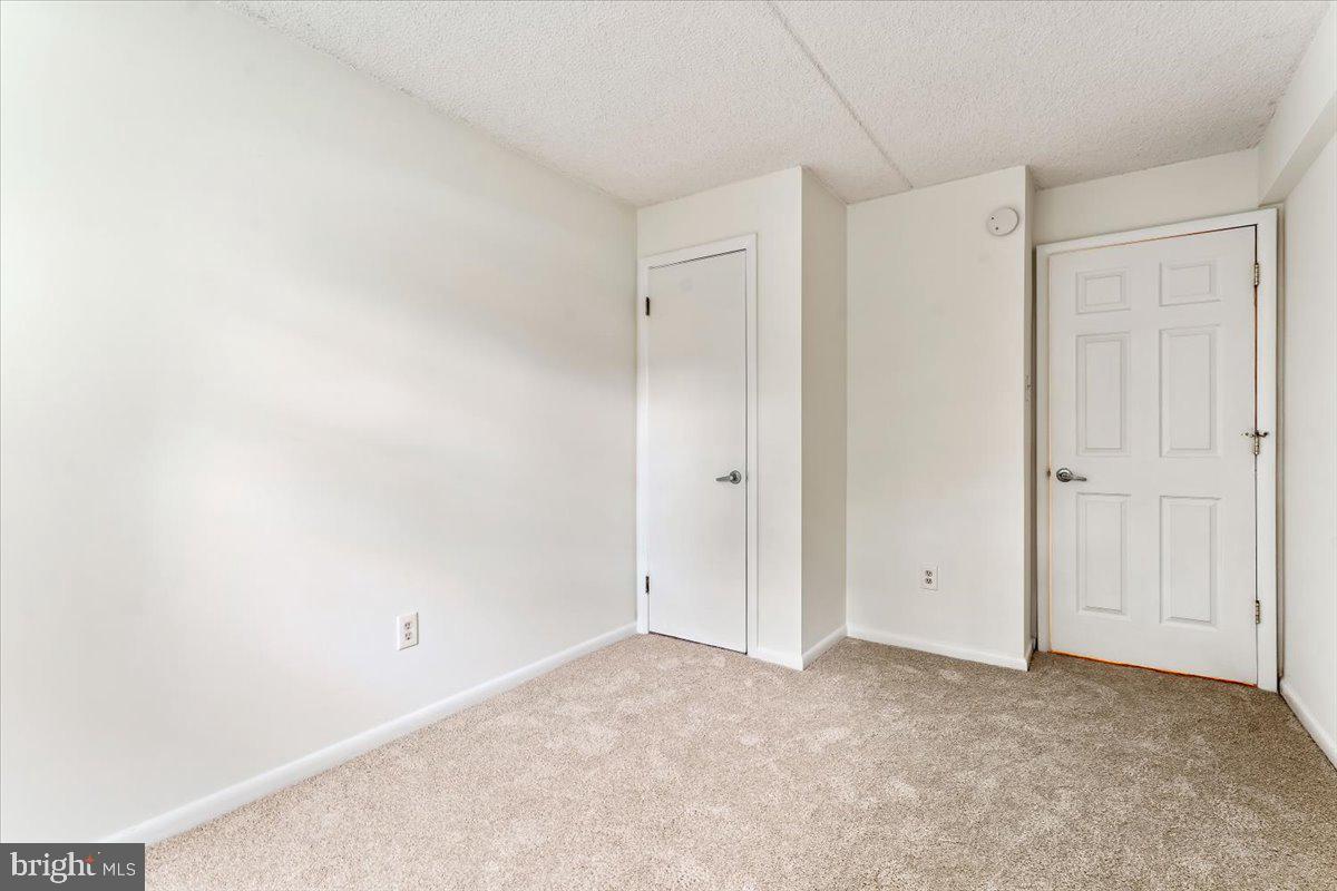 GOSHEN VALLEY III - Residential Lease