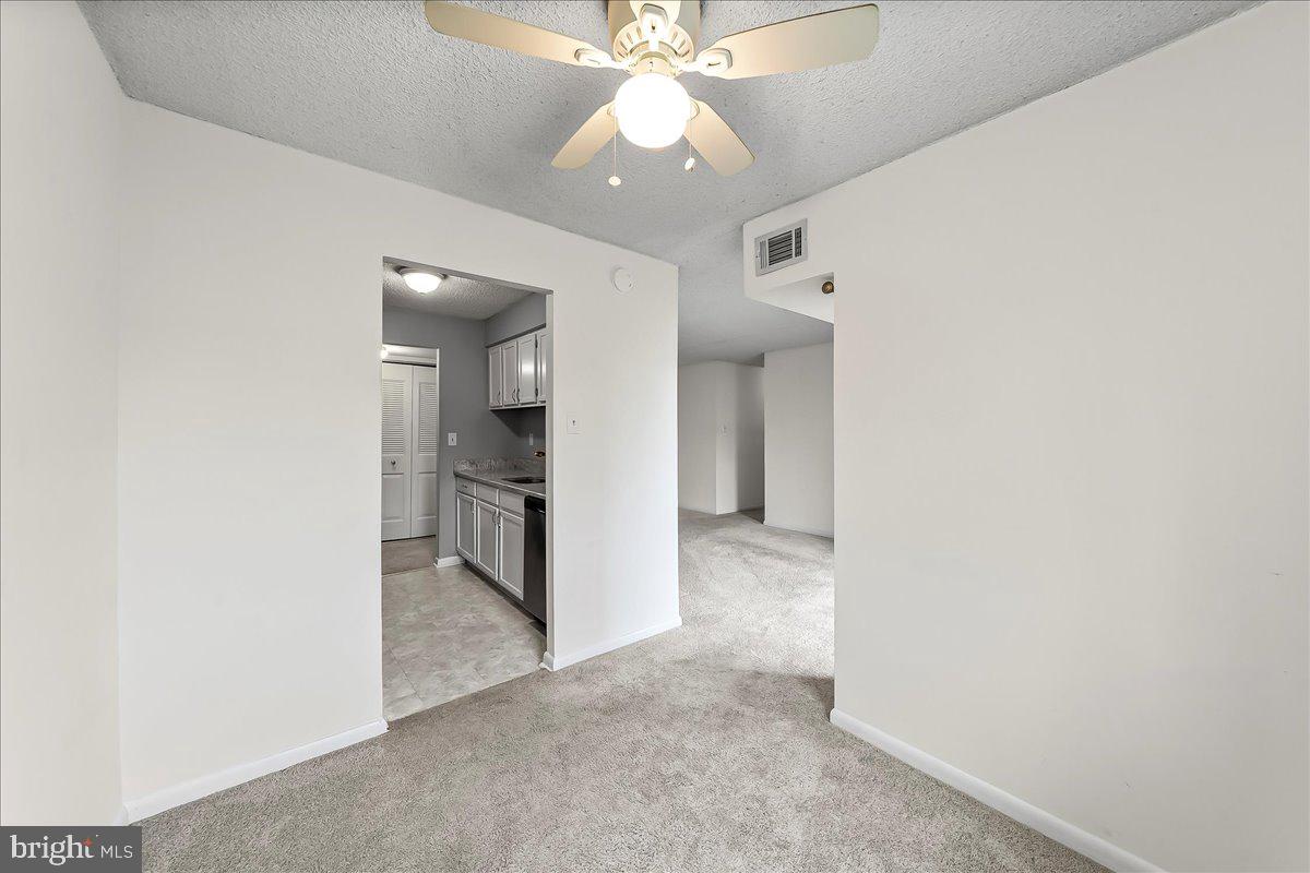 GOSHEN VALLEY III - Residential Lease