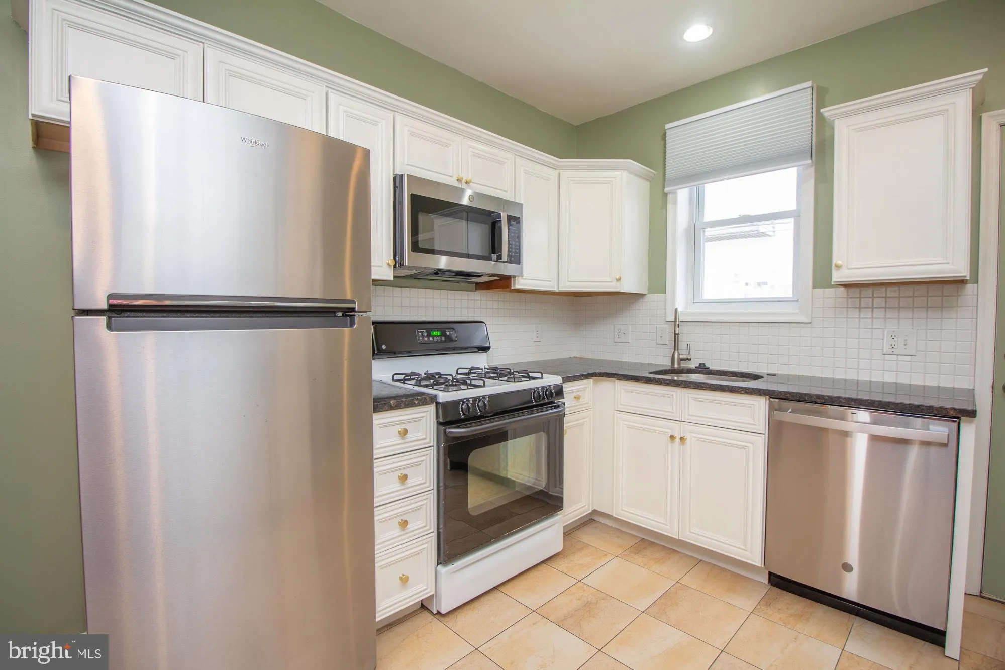 Philadelphia, Pennsylvania 19145, United States, 3 Bedrooms Bedrooms, ,1 BathroomBathrooms,Residential,Coming Soon,196736