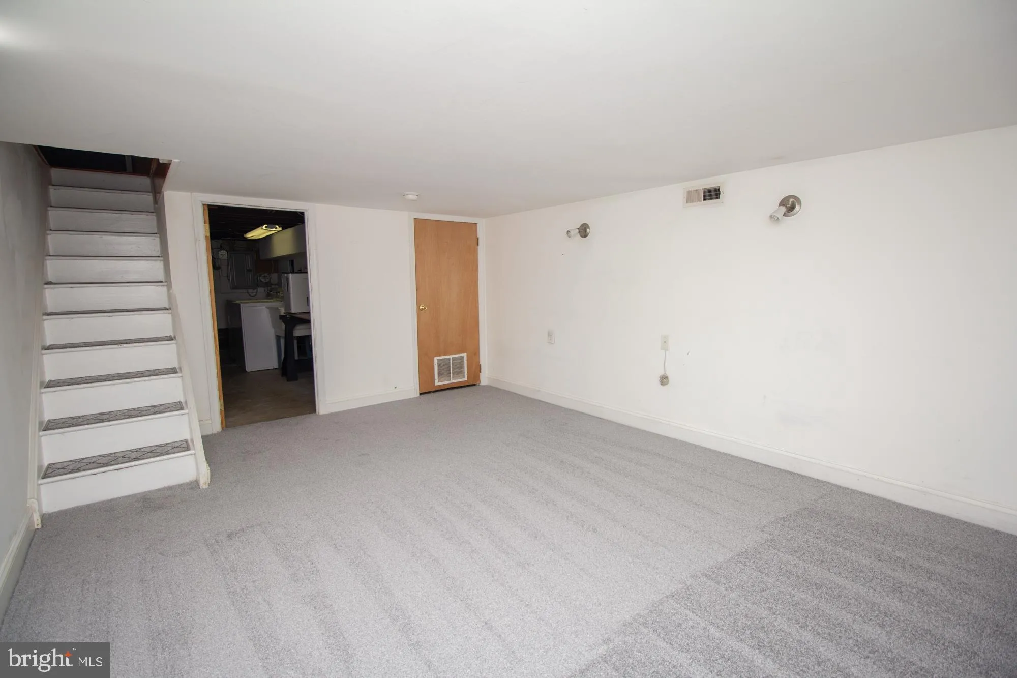 Philadelphia, Pennsylvania 19145, United States, 3 Bedrooms Bedrooms, ,1 BathroomBathrooms,Residential,Coming Soon,196736