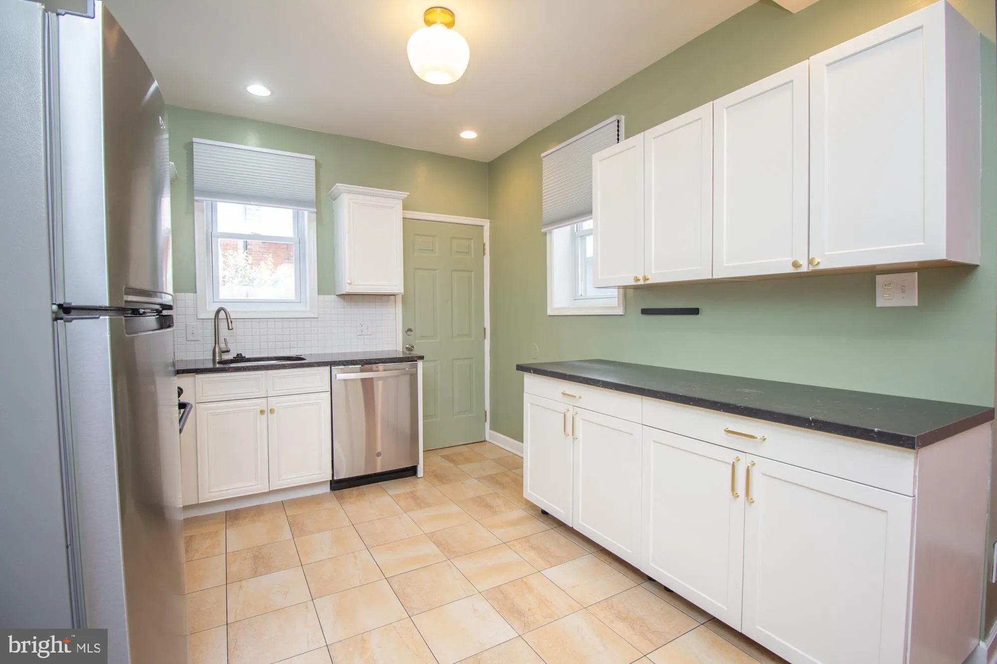 Philadelphia, Pennsylvania 19145, United States, 3 Bedrooms Bedrooms, ,1 BathroomBathrooms,Residential,Coming Soon,196736