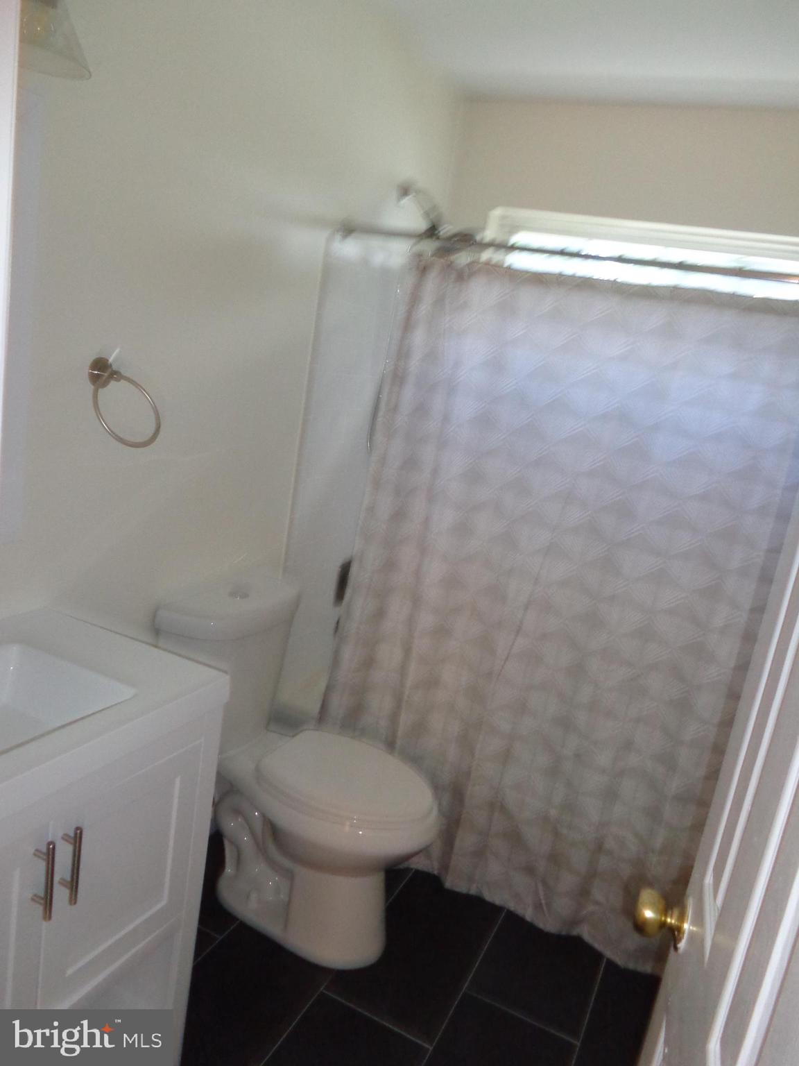 LAKE SHORE SUBDIVISION - Residential Lease