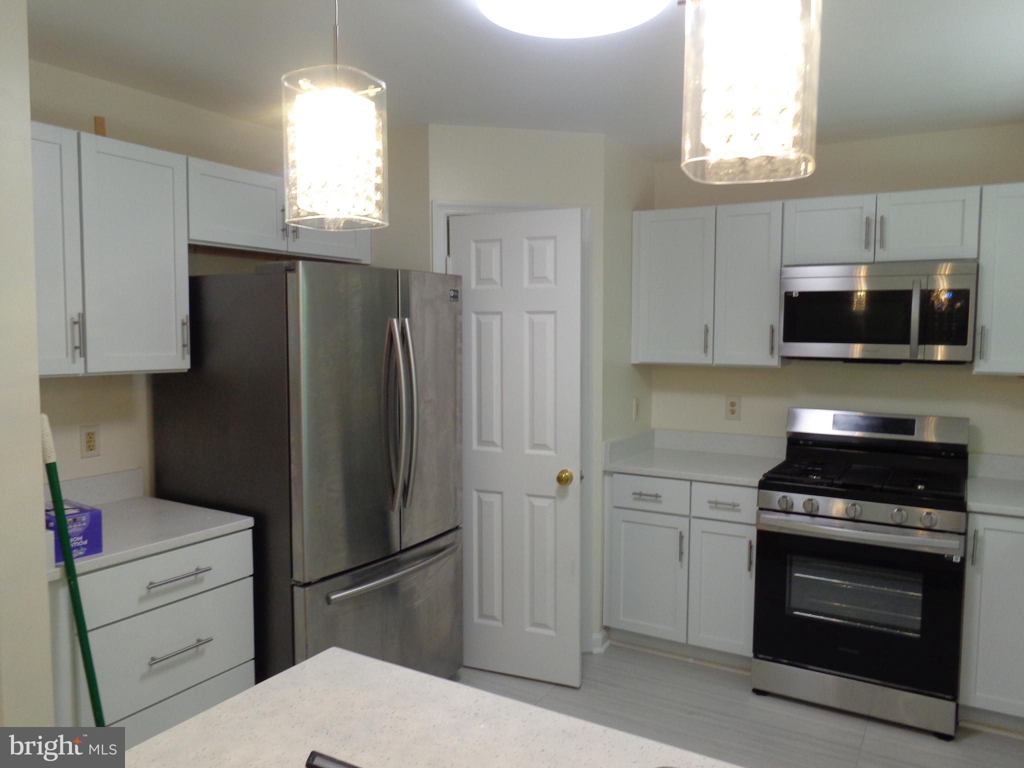 LAKE SHORE SUBDIVISION - Residential Lease