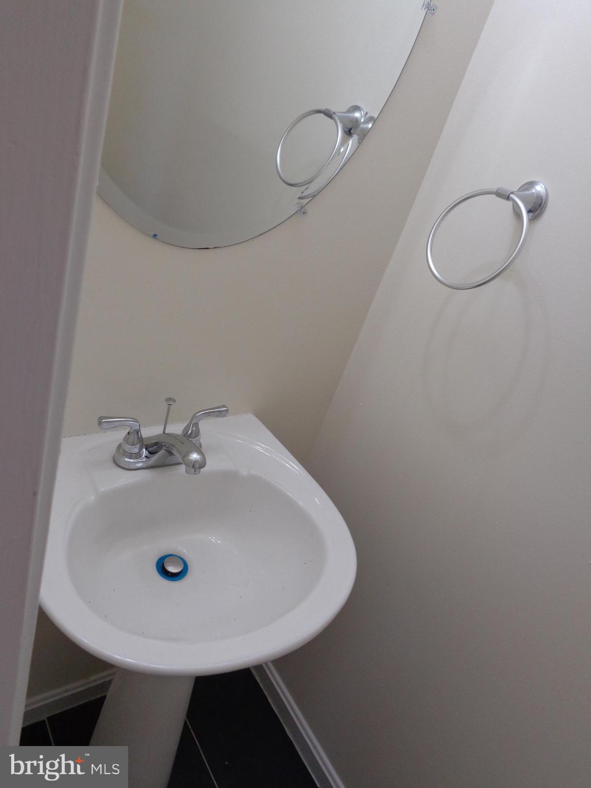 LAKE SHORE SUBDIVISION - Residential Lease