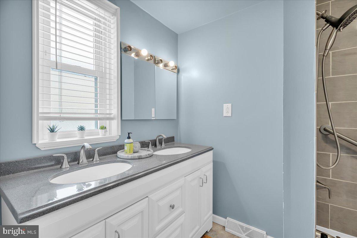 DREXEL HILL - Residential