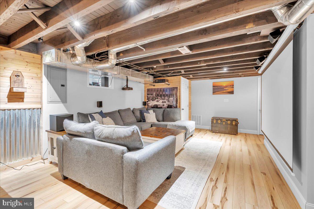 DREXEL HILL - Residential