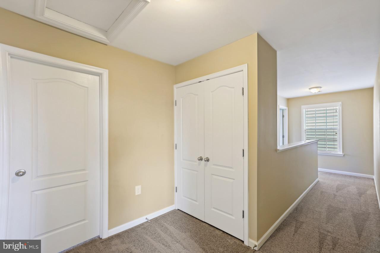 LAKELAND PLACE - Residential