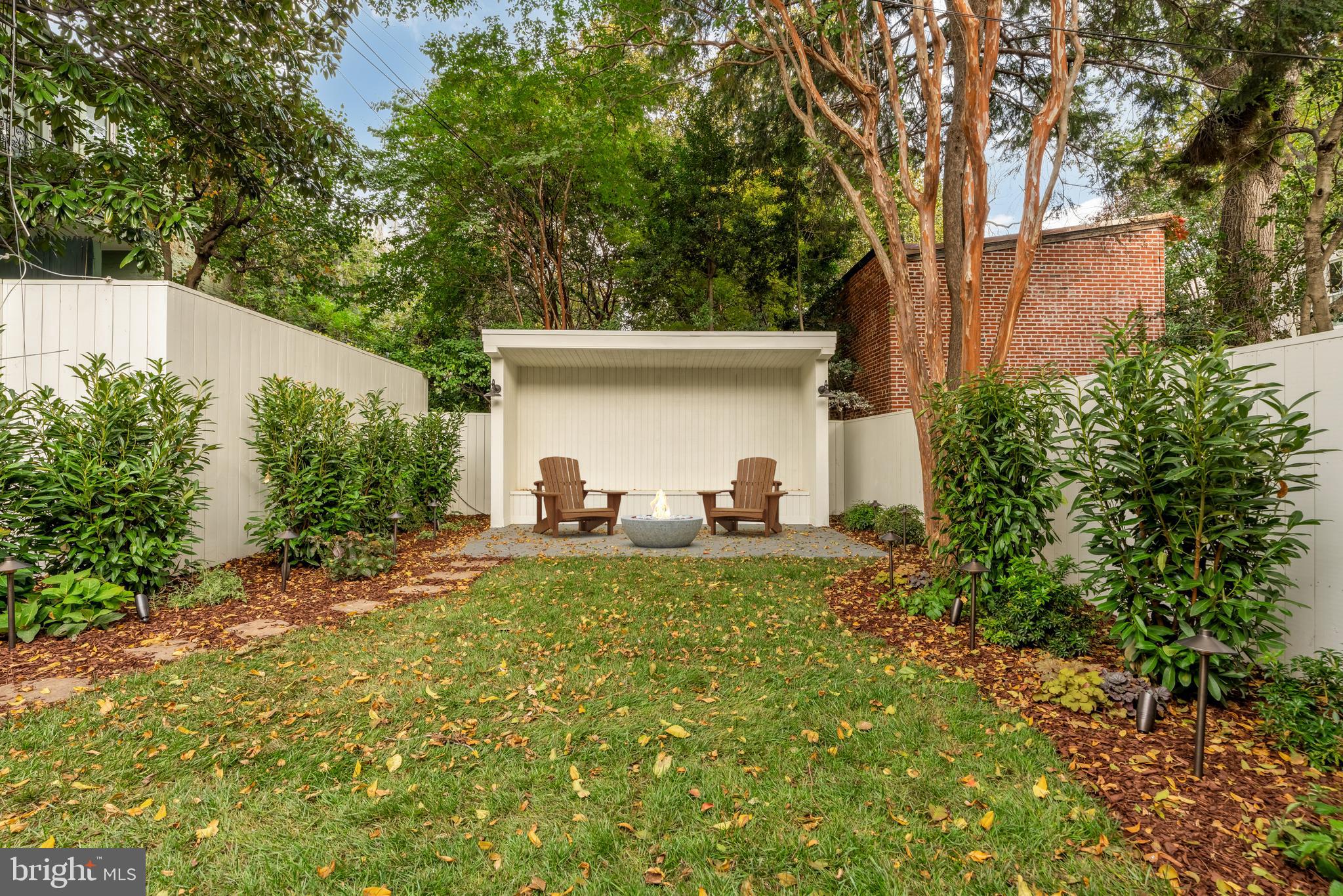 GEORGETOWN - Residential