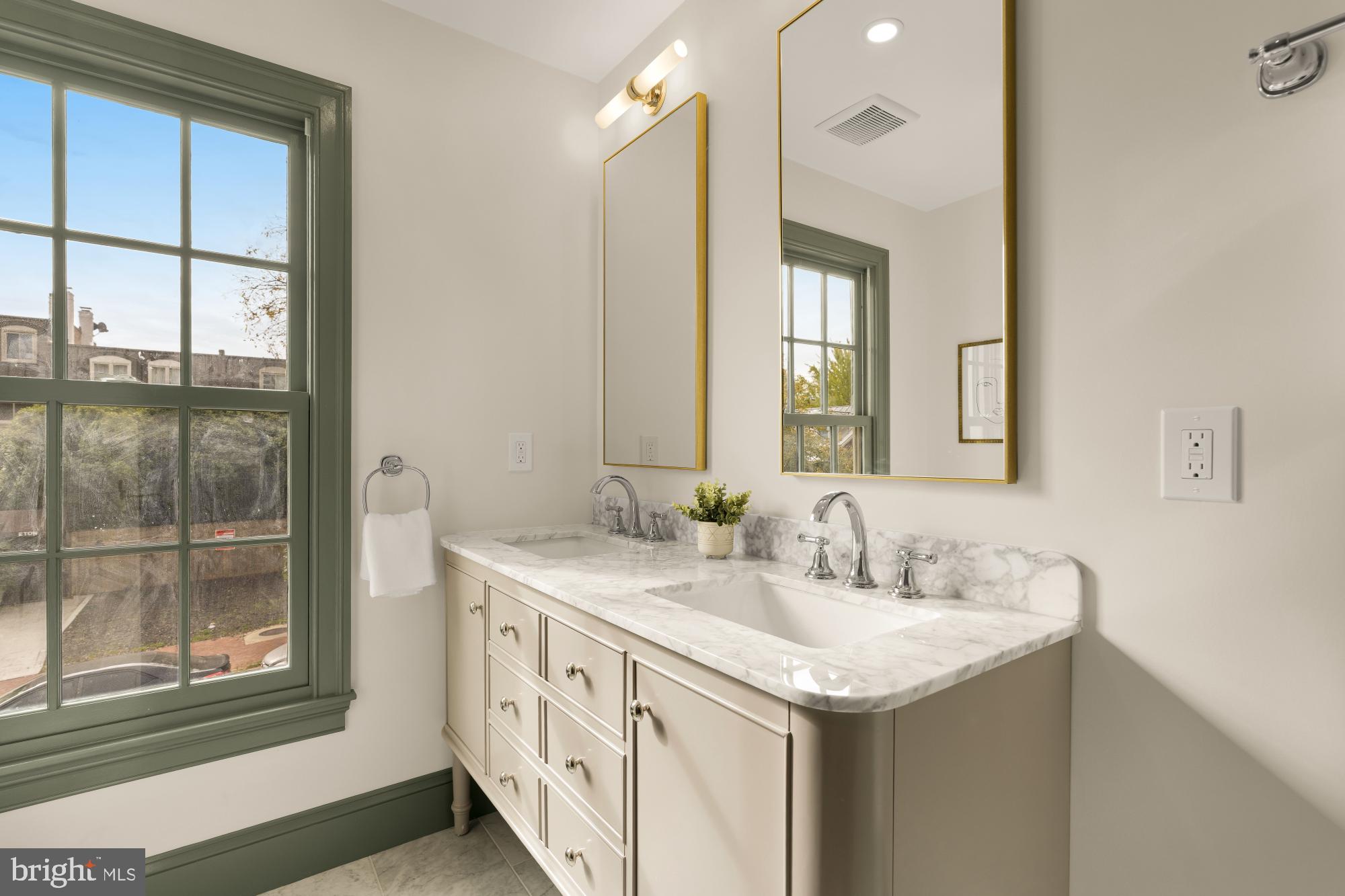 GEORGETOWN - Residential