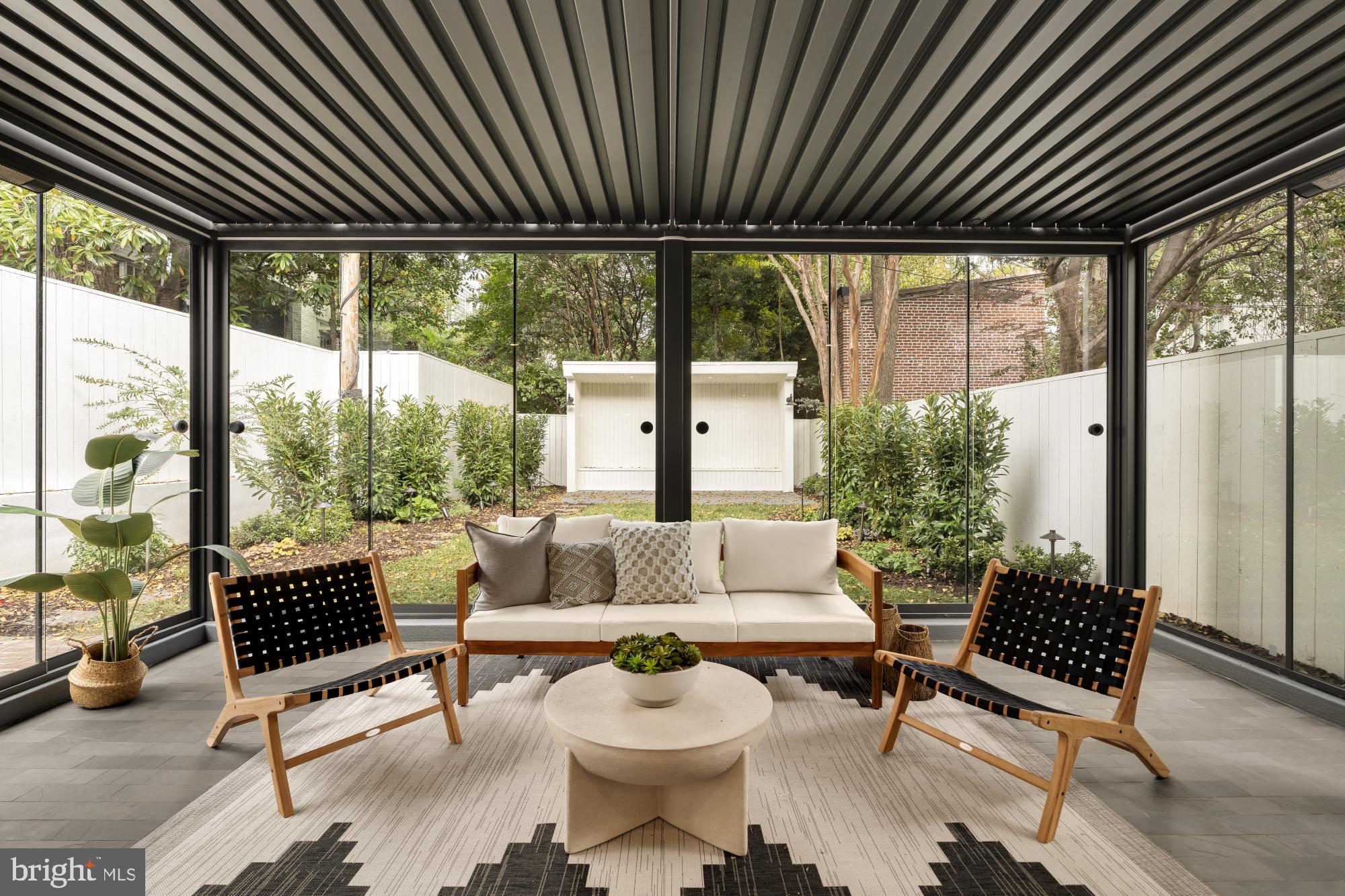 GEORGETOWN - Residential