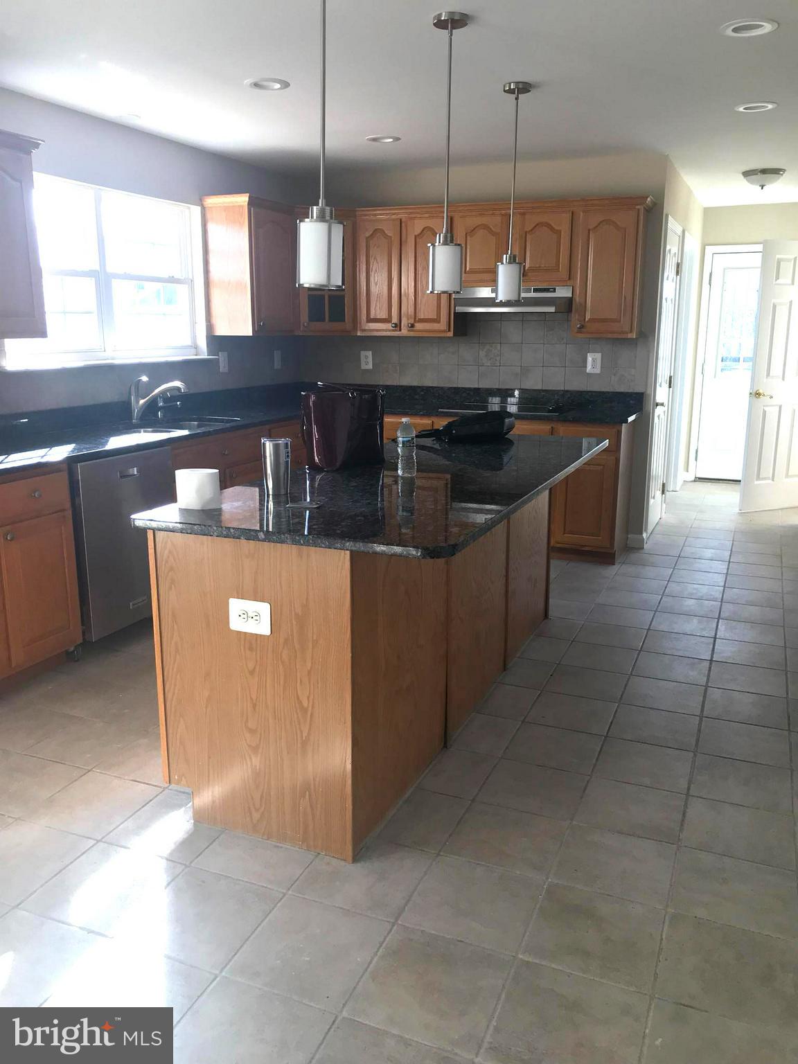 ZACHIA MANOR SUB - Residential Lease