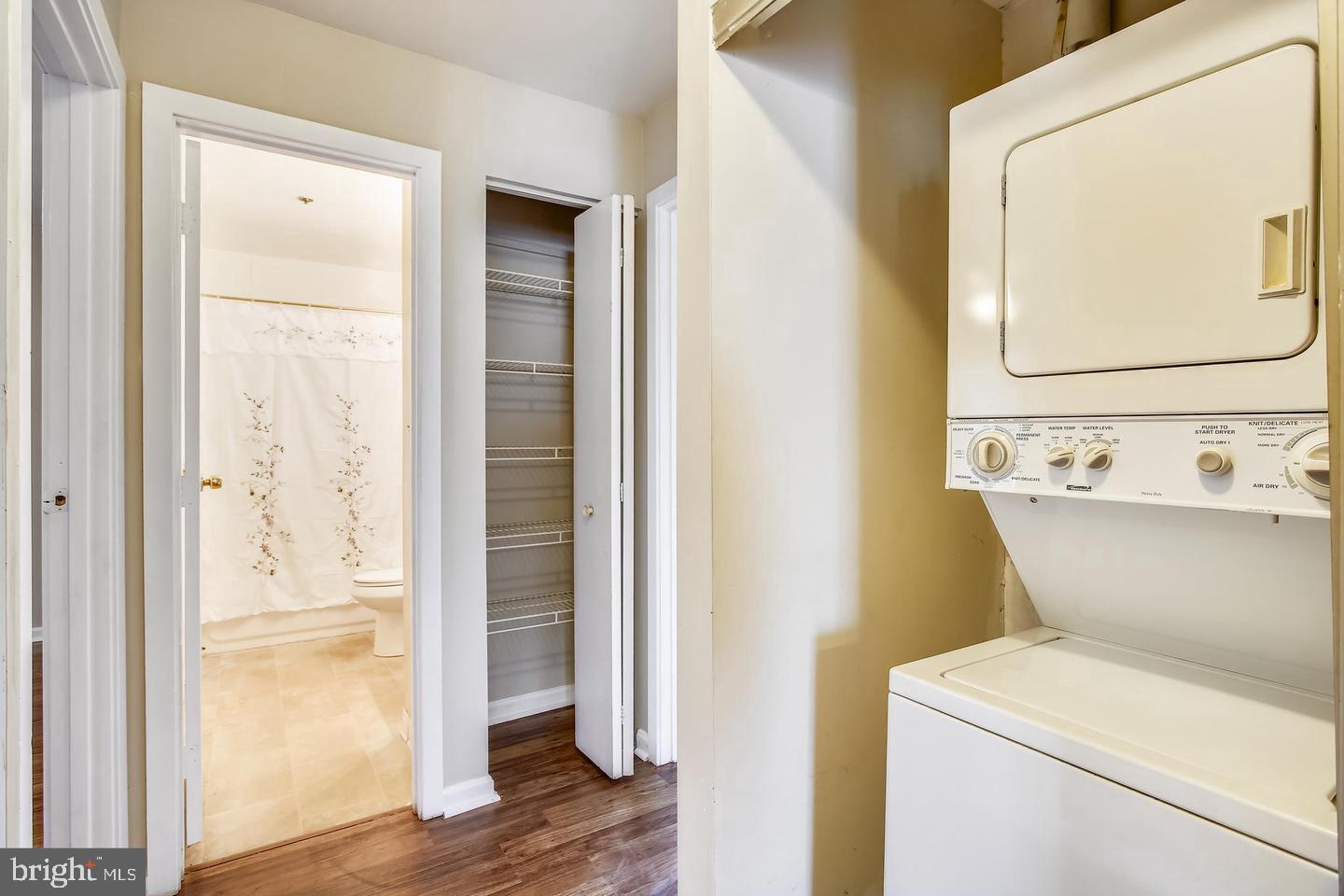 BROOKSQUARE CONDO - Residential Lease