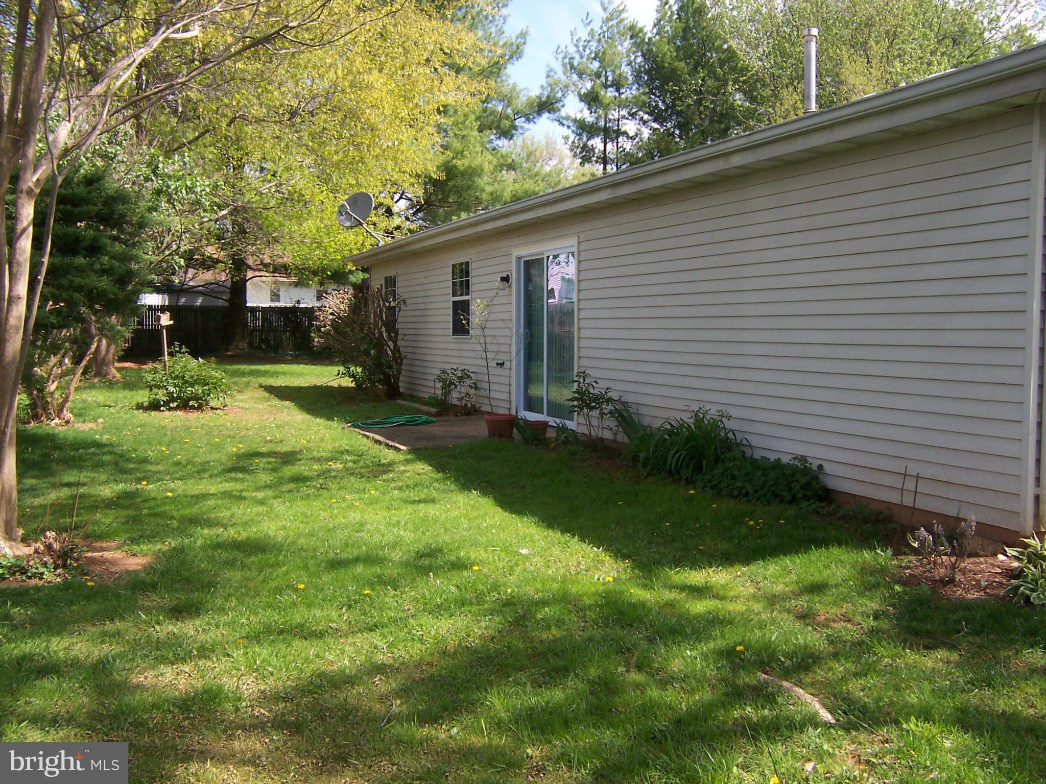 BROADVIEW ACRES - Residential Lease