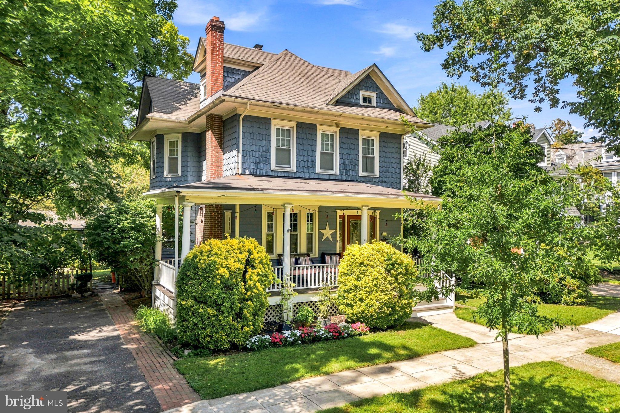 231 W EUCLID AVENUE