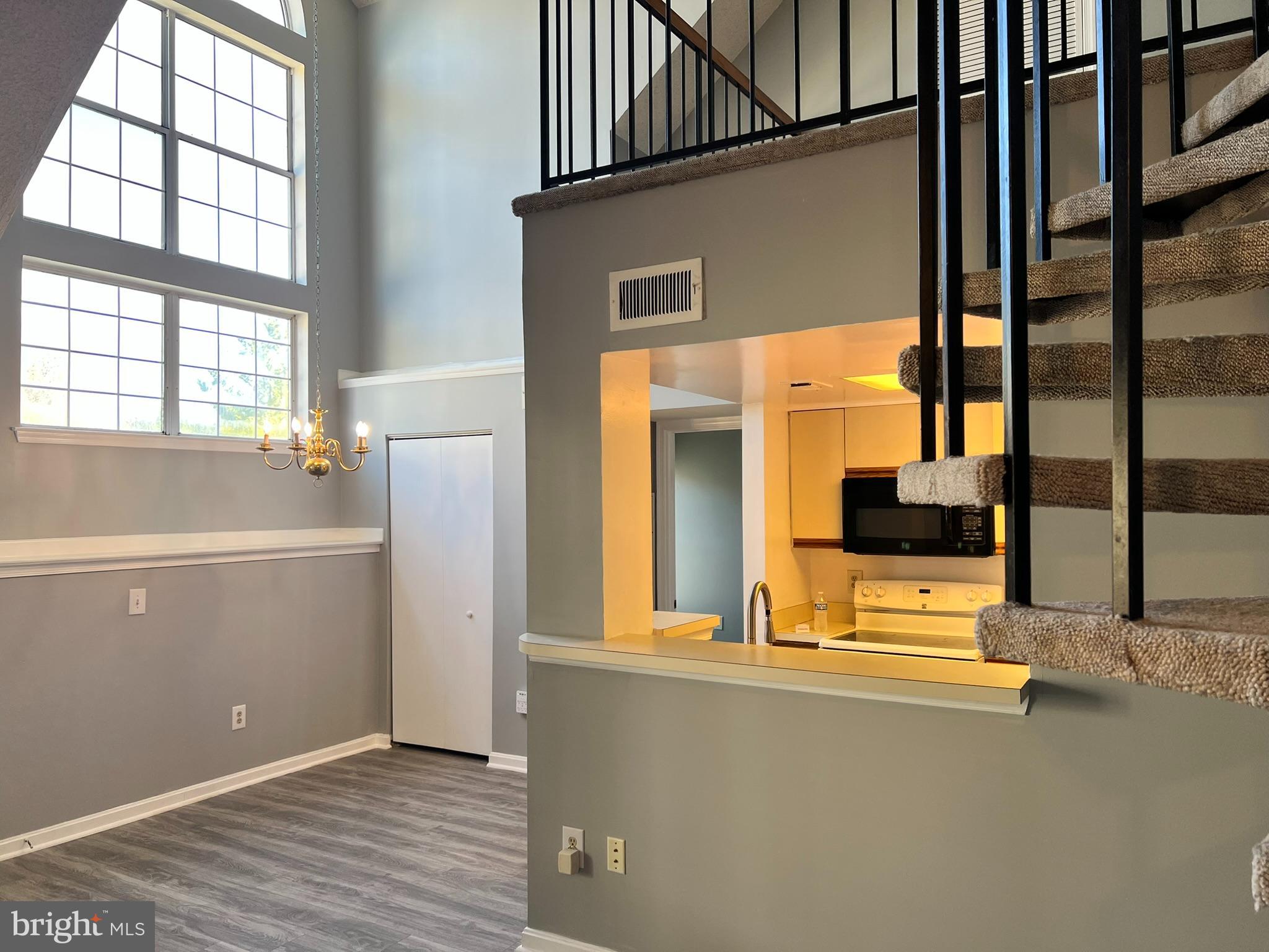 VISTAS AT LAKE ARBOR - Residential Lease