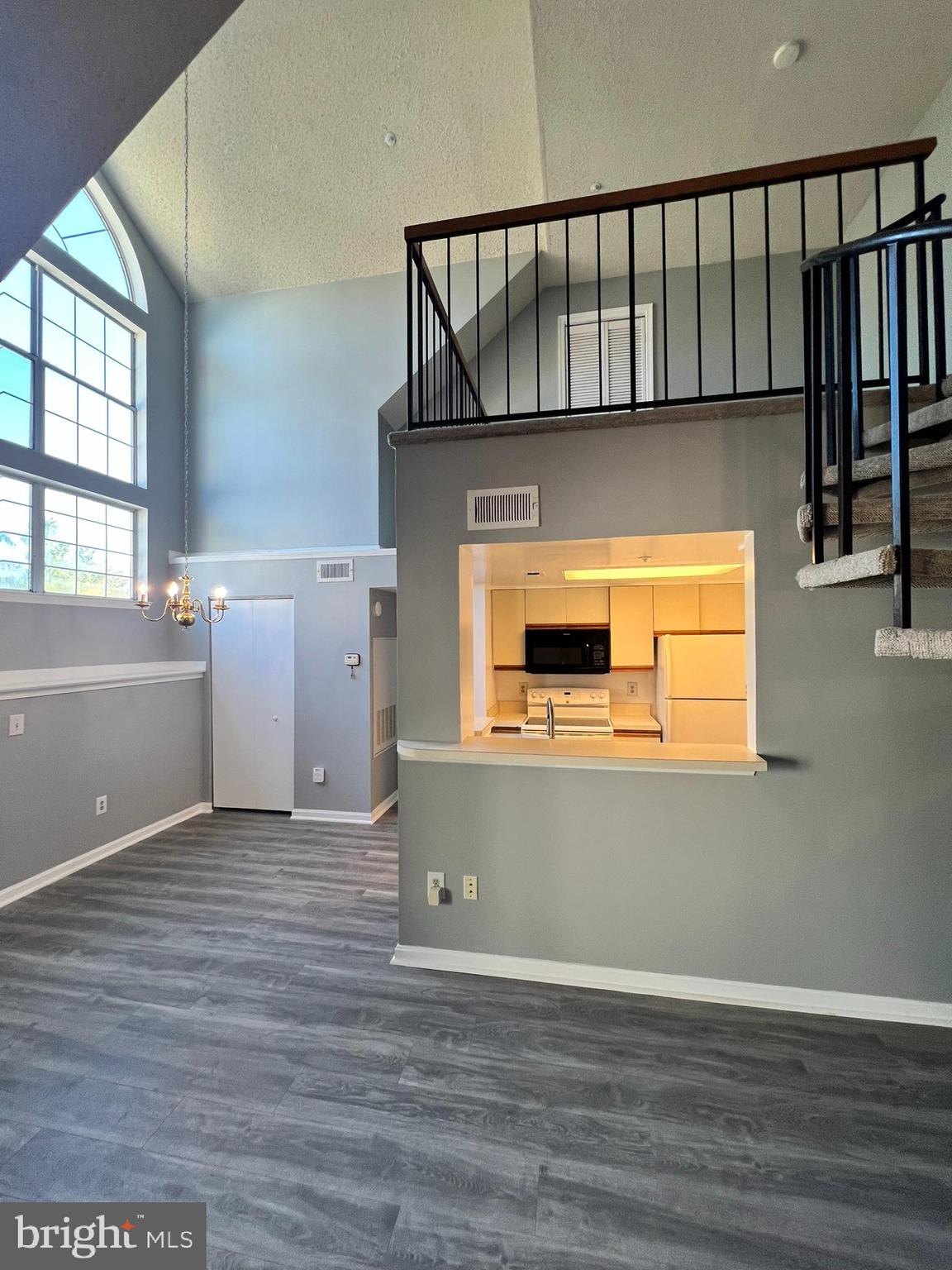 VISTAS AT LAKE ARBOR - Residential Lease