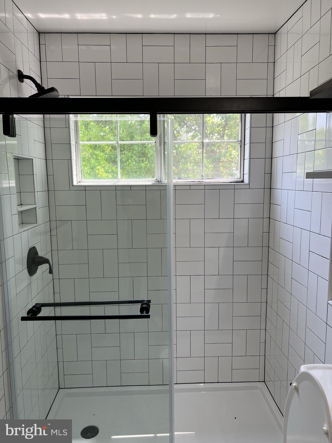 VISTAS AT LAKE ARBOR - Residential Lease