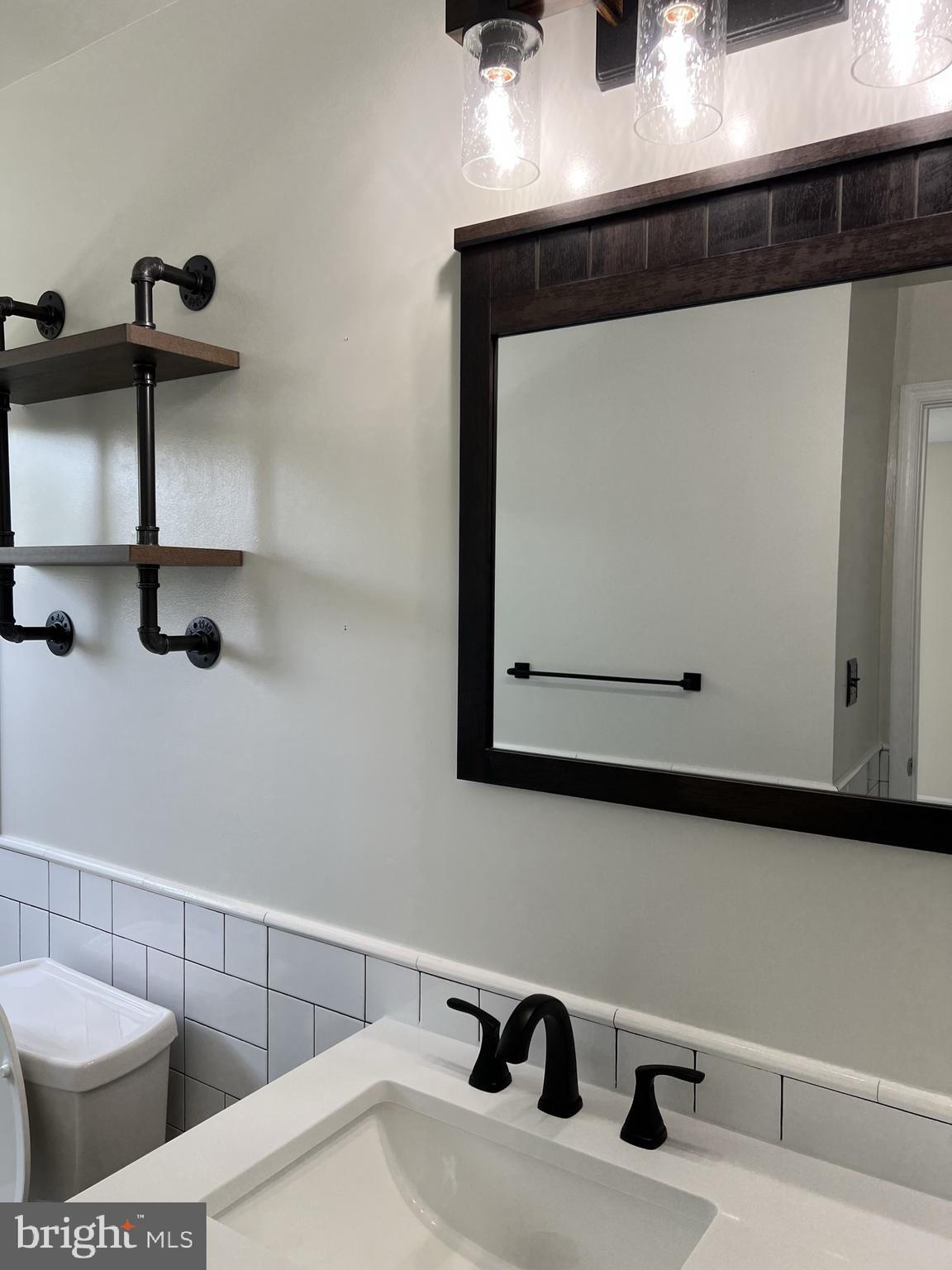 VISTAS AT LAKE ARBOR - Residential Lease