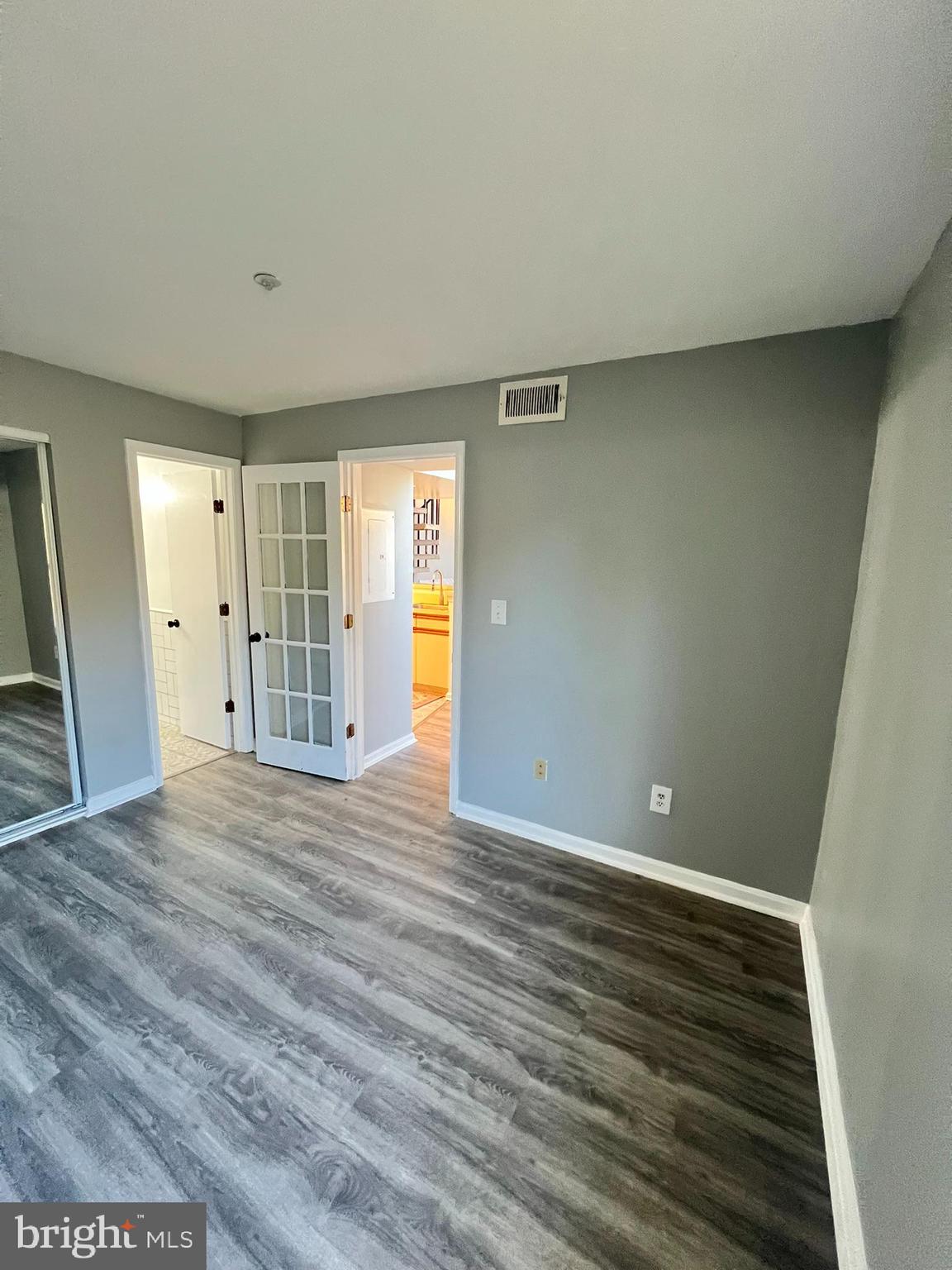 VISTAS AT LAKE ARBOR - Residential Lease