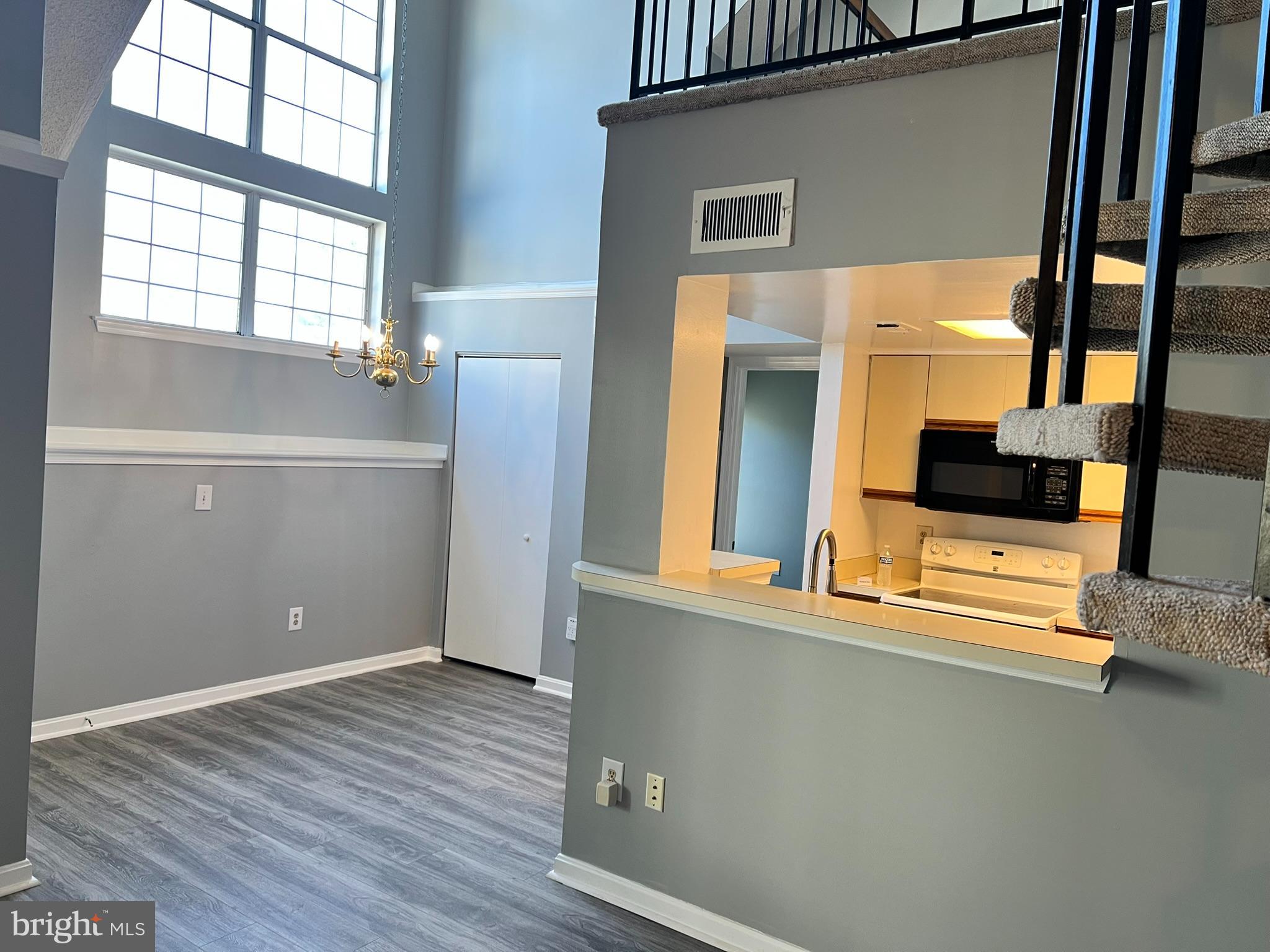 VISTAS AT LAKE ARBOR - Residential Lease