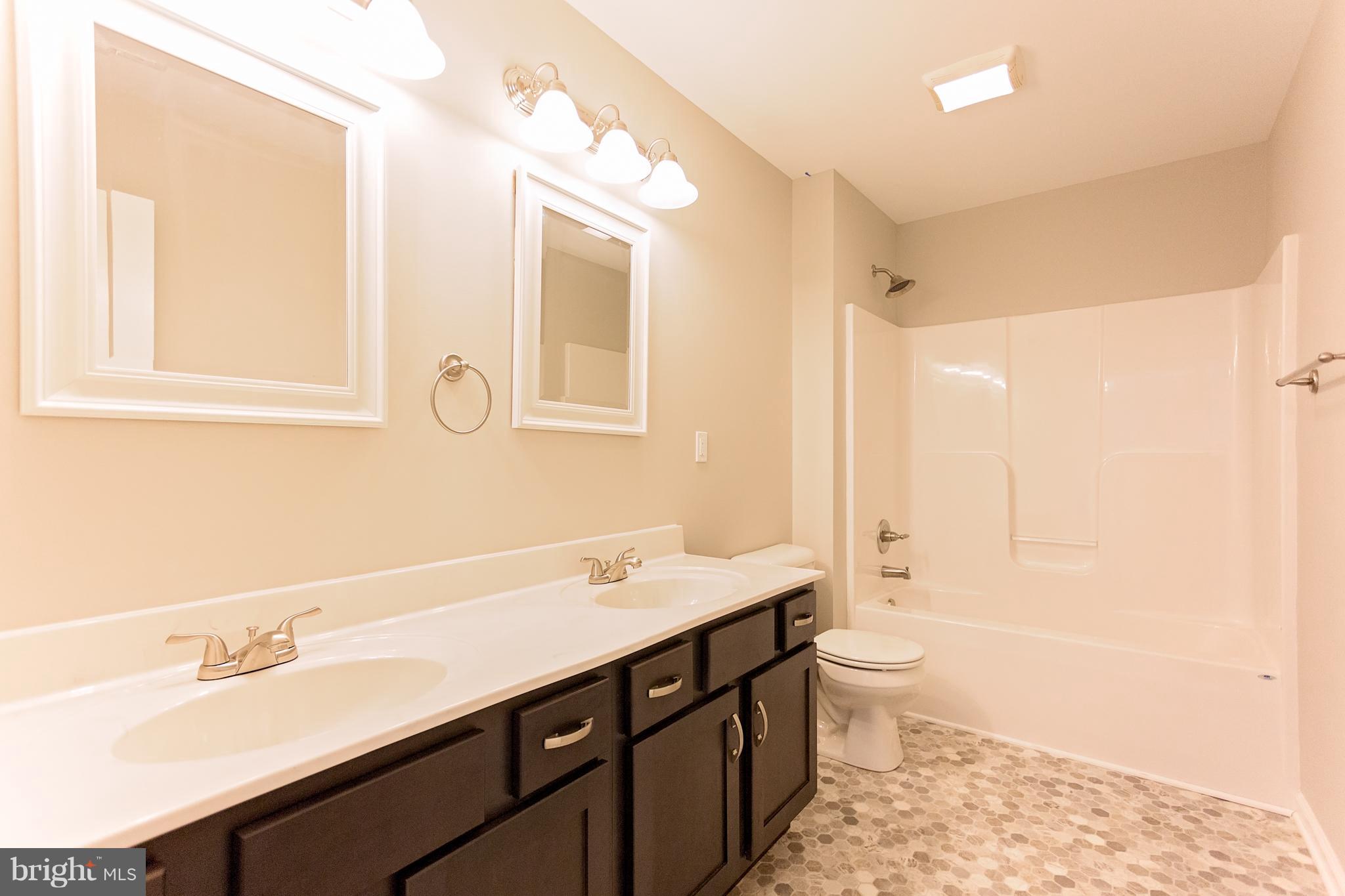 RED HILL - Residential