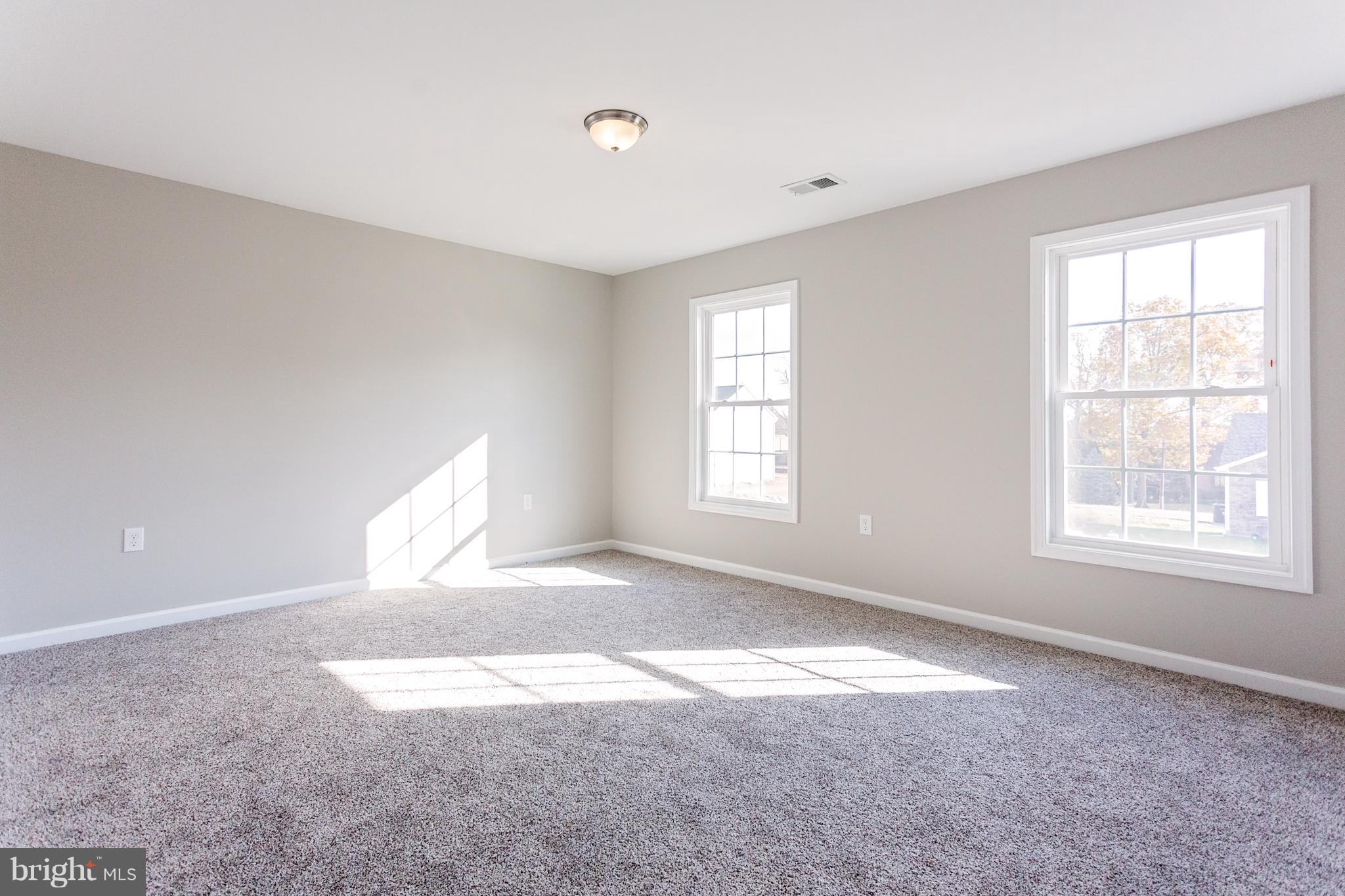 RED HILL - Residential