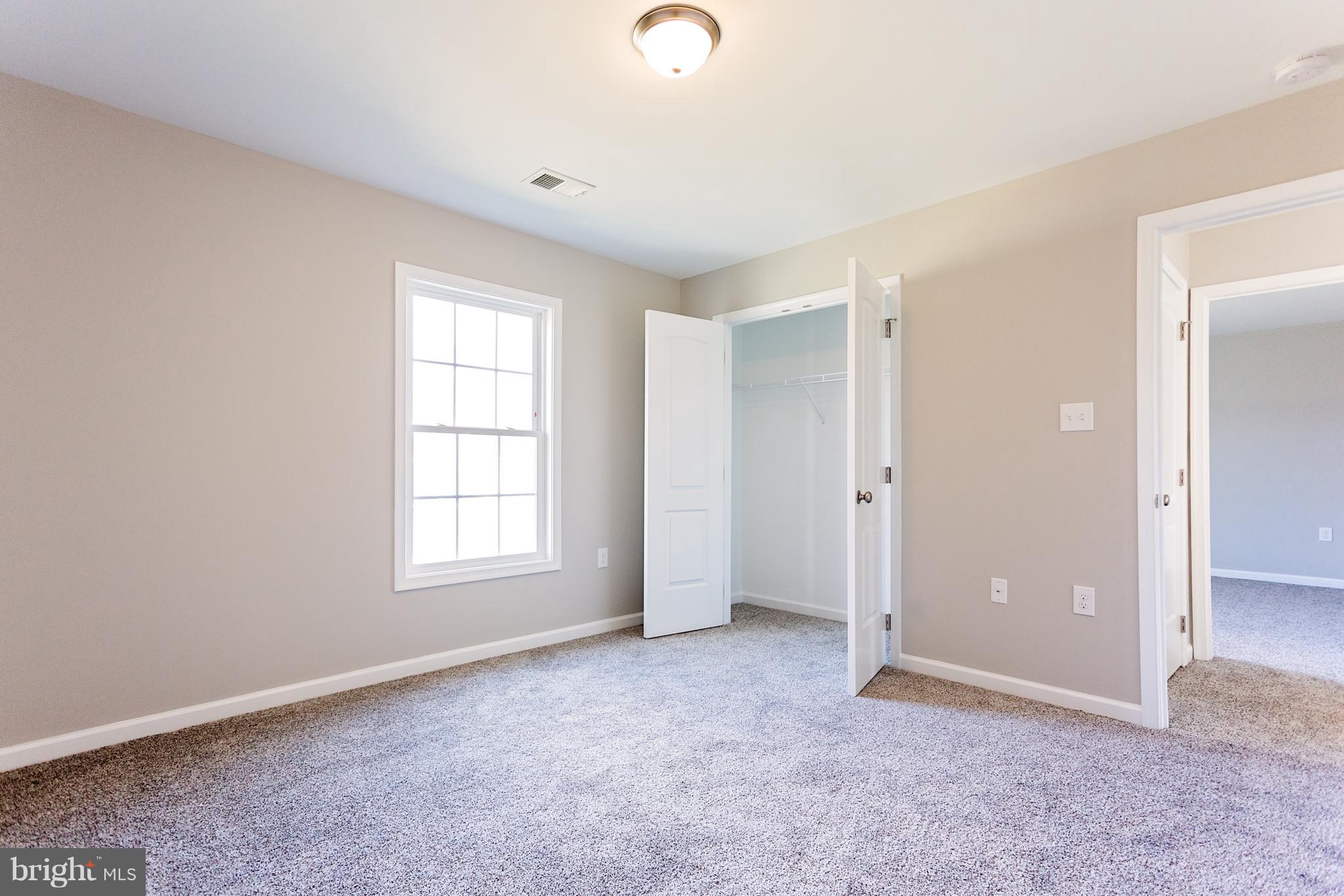 RED HILL - Residential