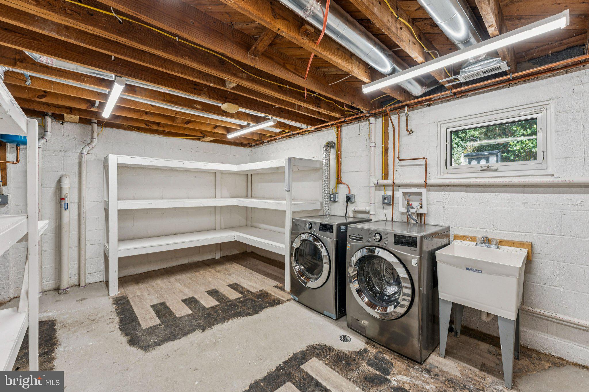 OFFUTT VILLAGE - Residential