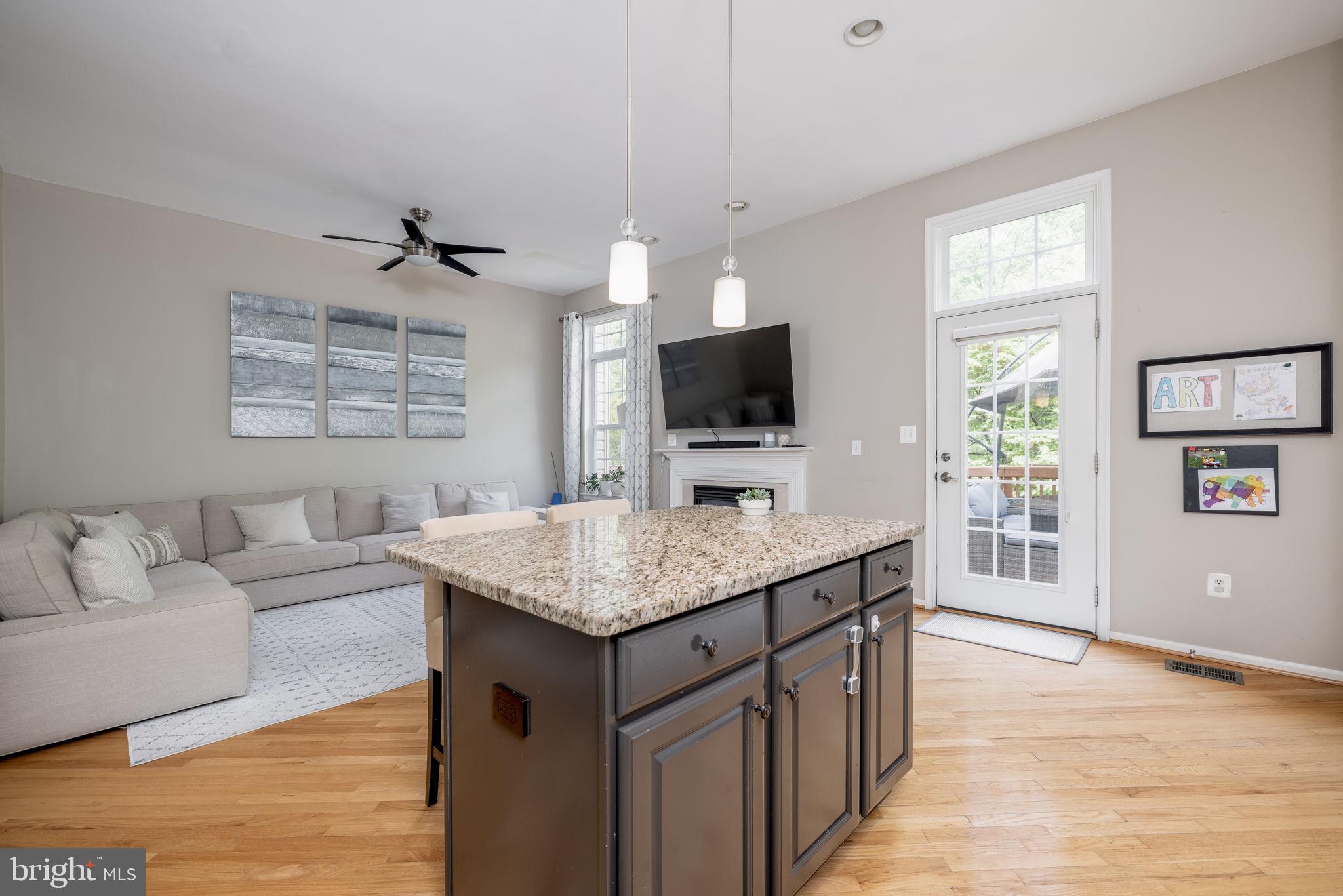 KINGSTOWNE - Residential Lease