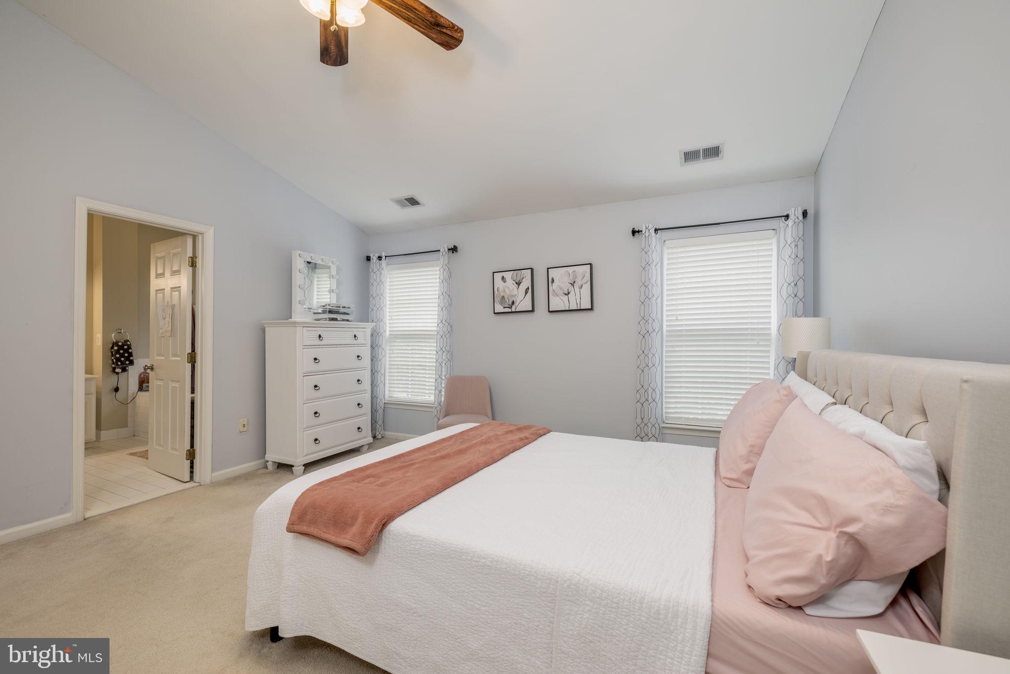 KINGSTOWNE - Residential Lease