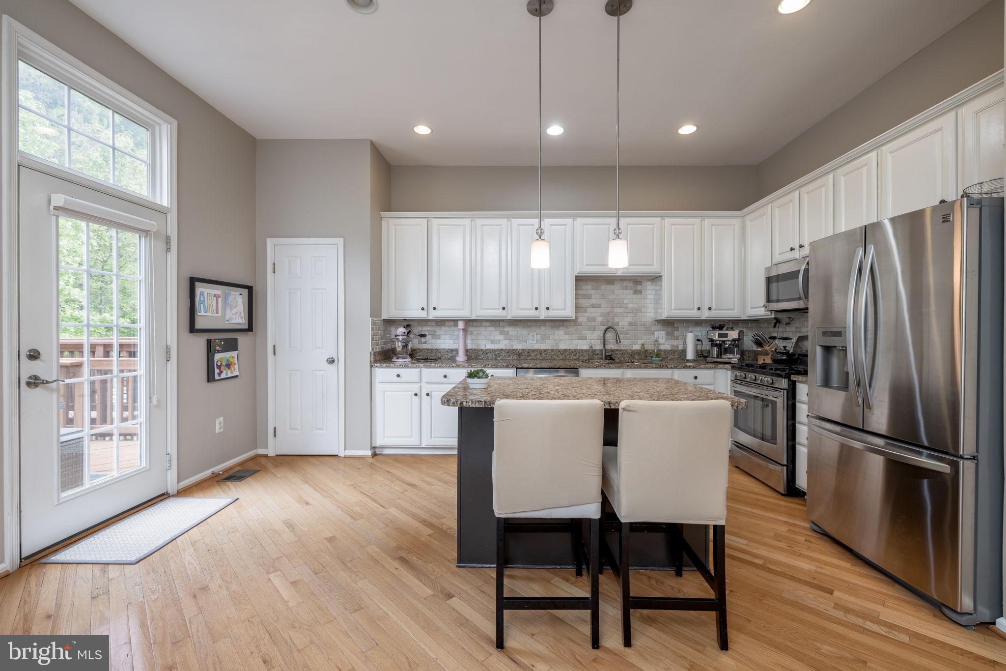 KINGSTOWNE - Residential Lease