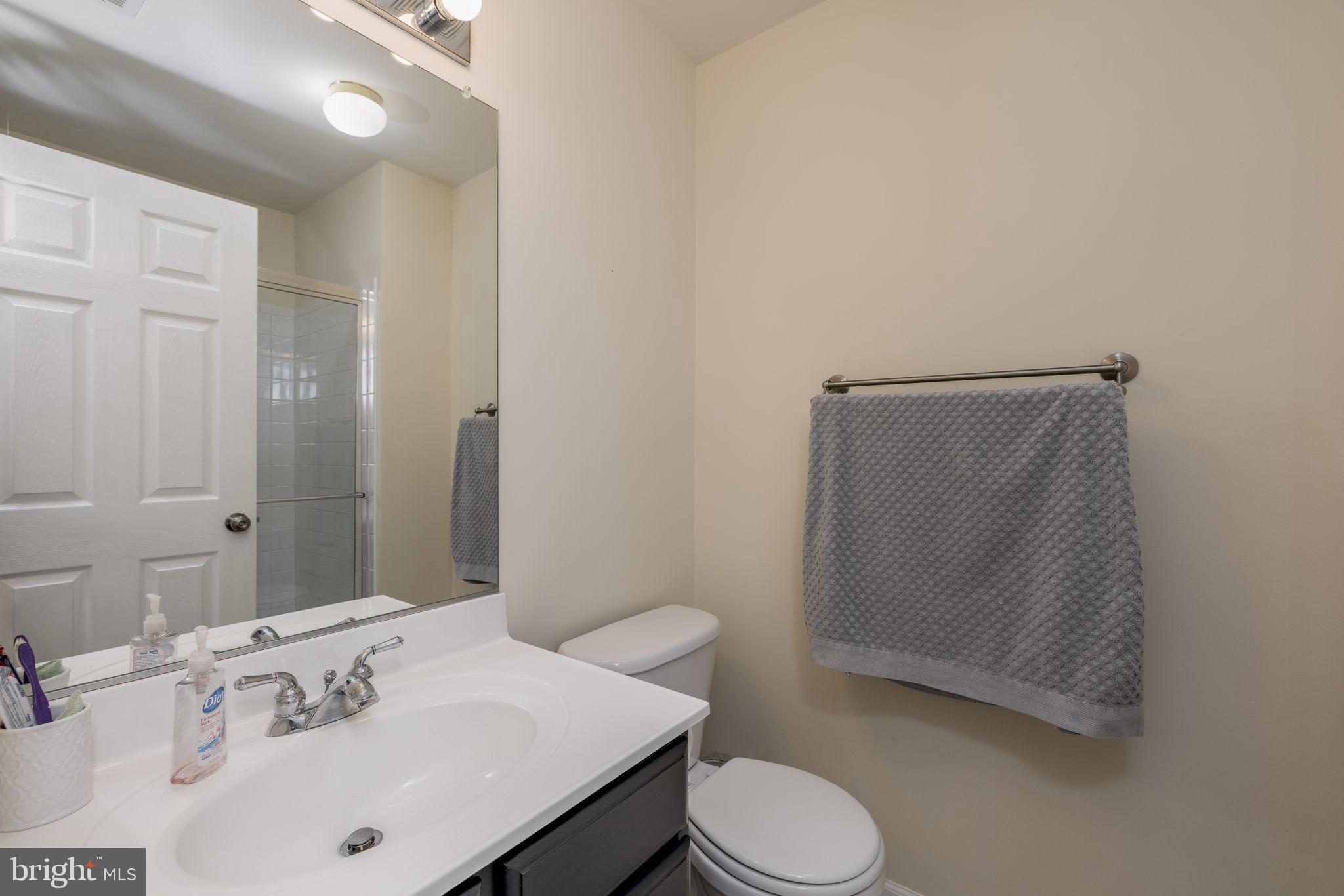 KINGSTOWNE - Residential Lease