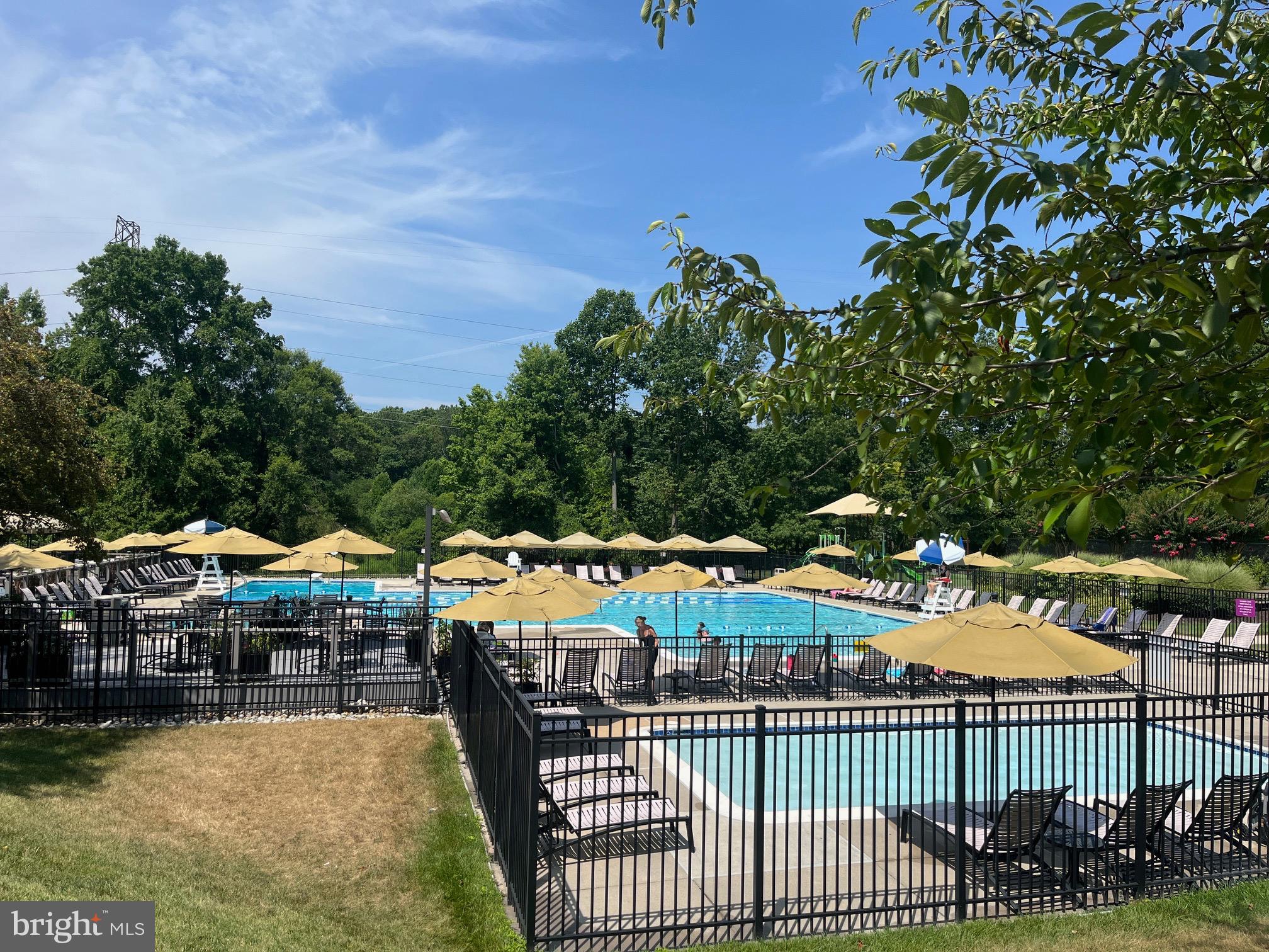 KINGSTOWNE - Residential Lease