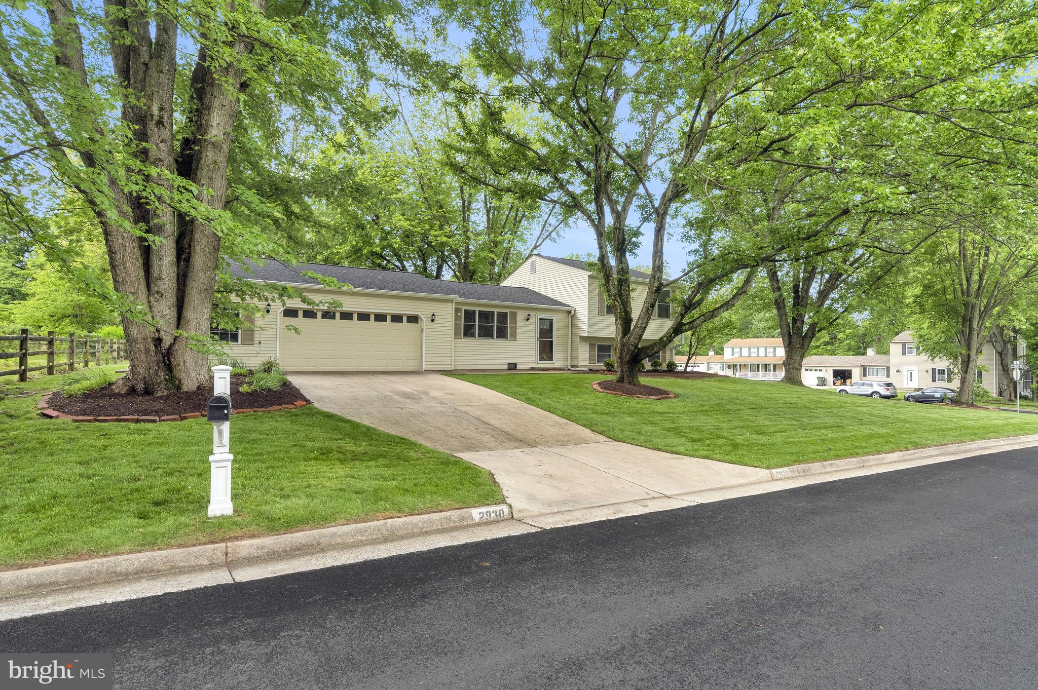 GLENBROOKE WOODS - Residential