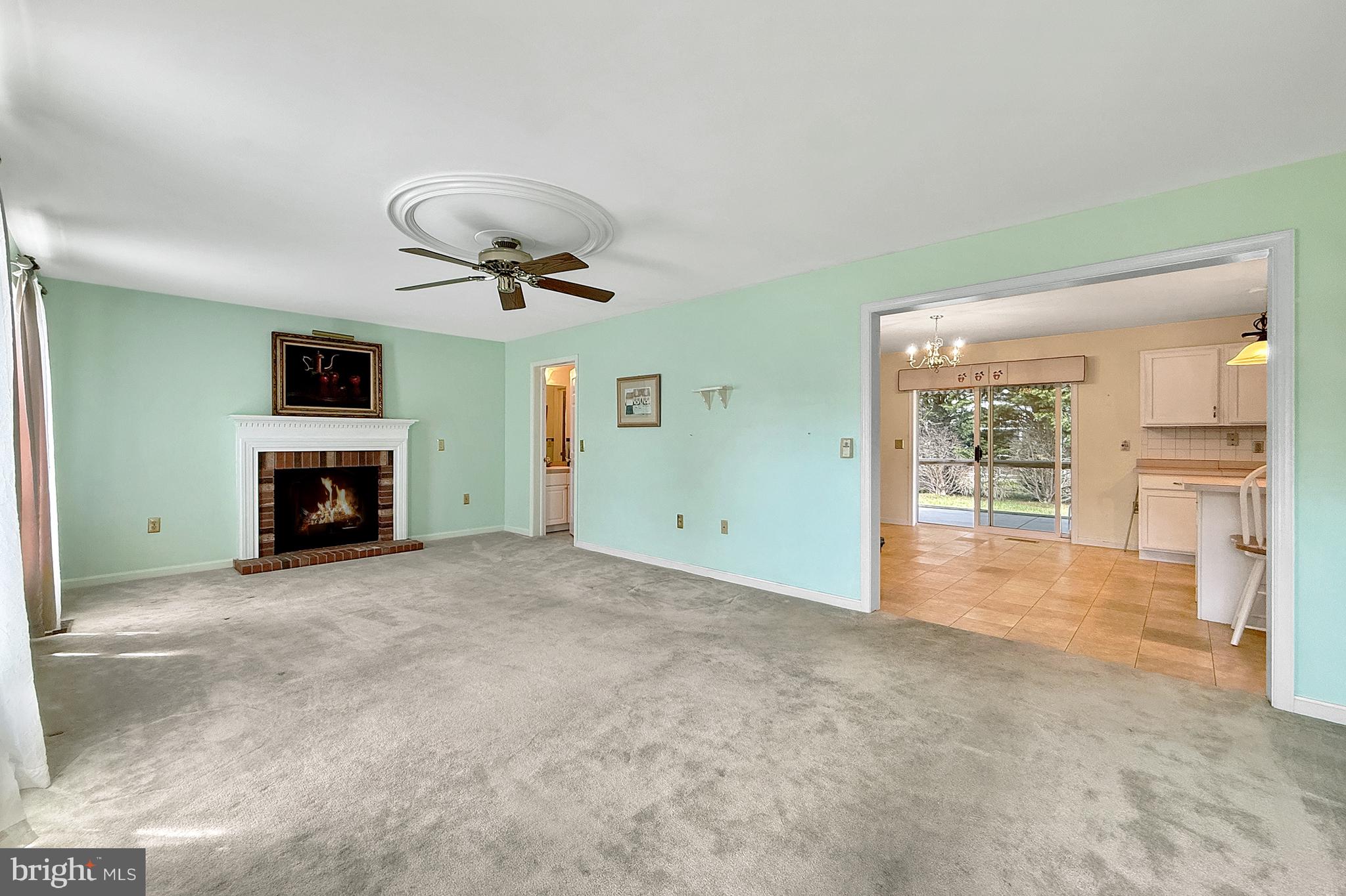 214 MARINA DRIVE