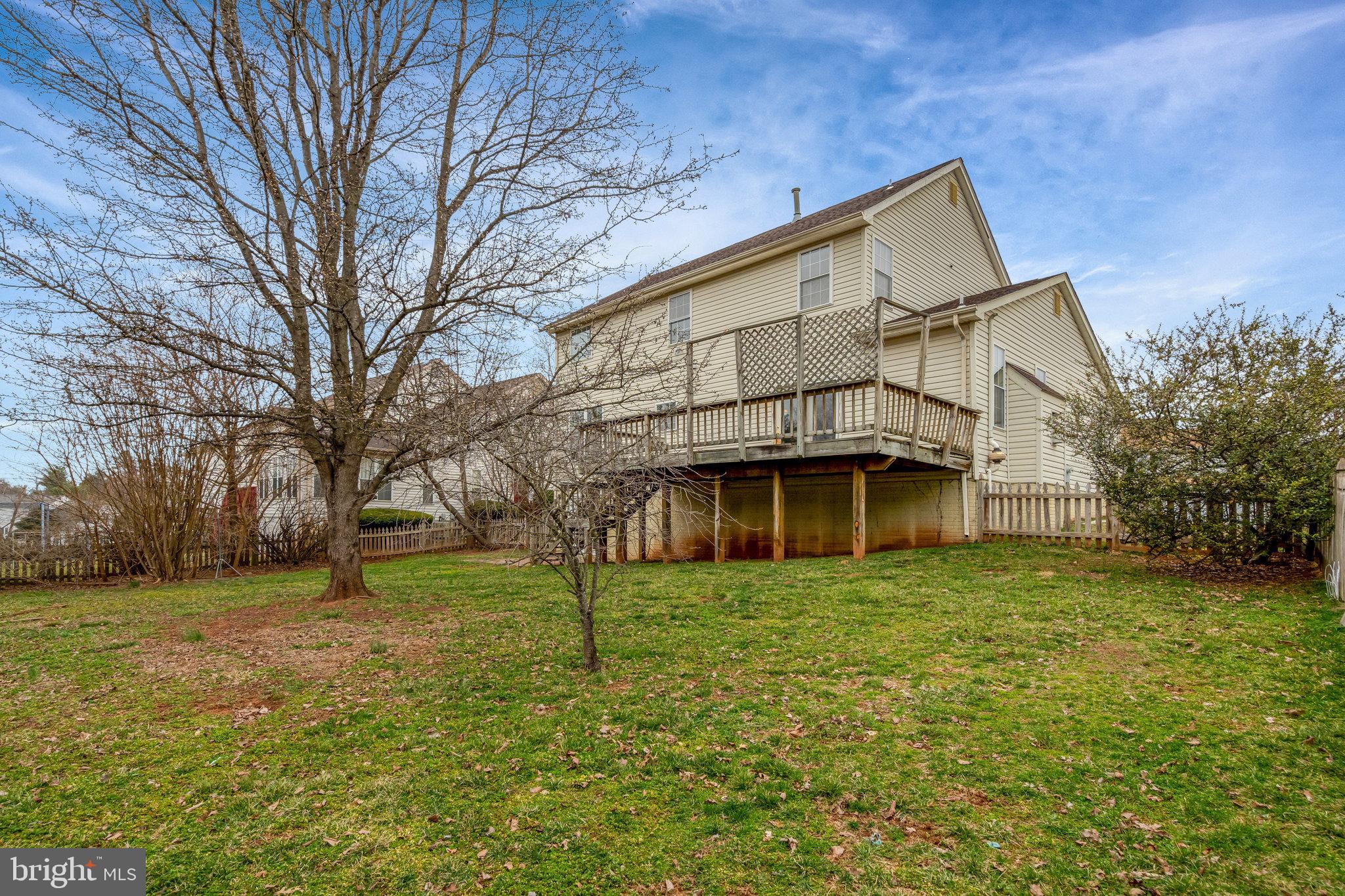 GREENHILL CROSSING - Residential