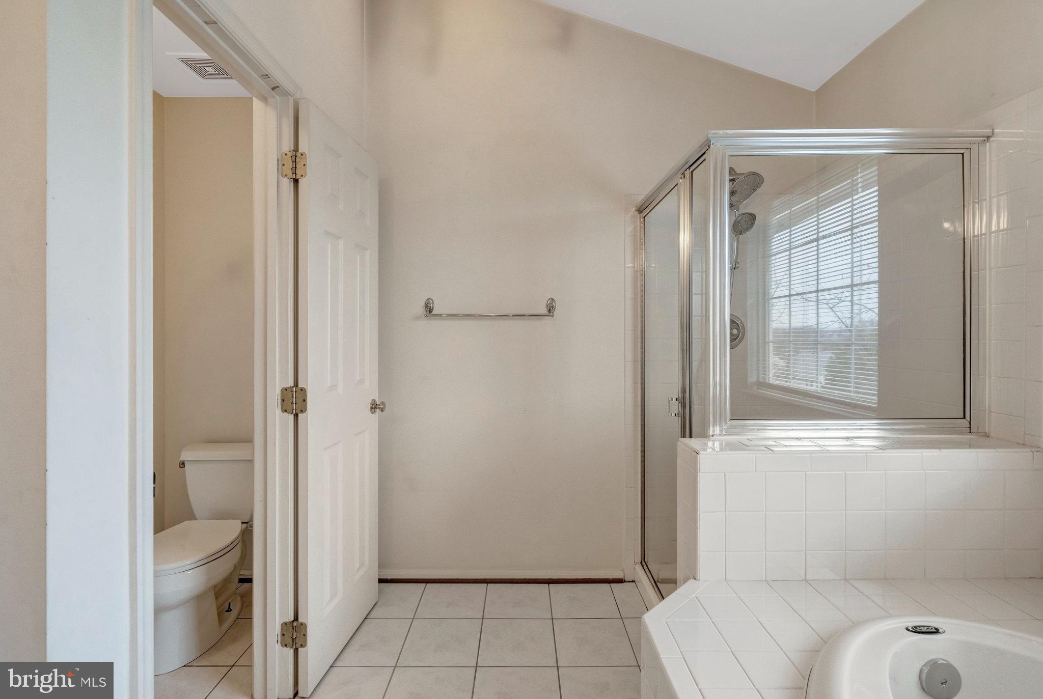 GREENHILL CROSSING - Residential