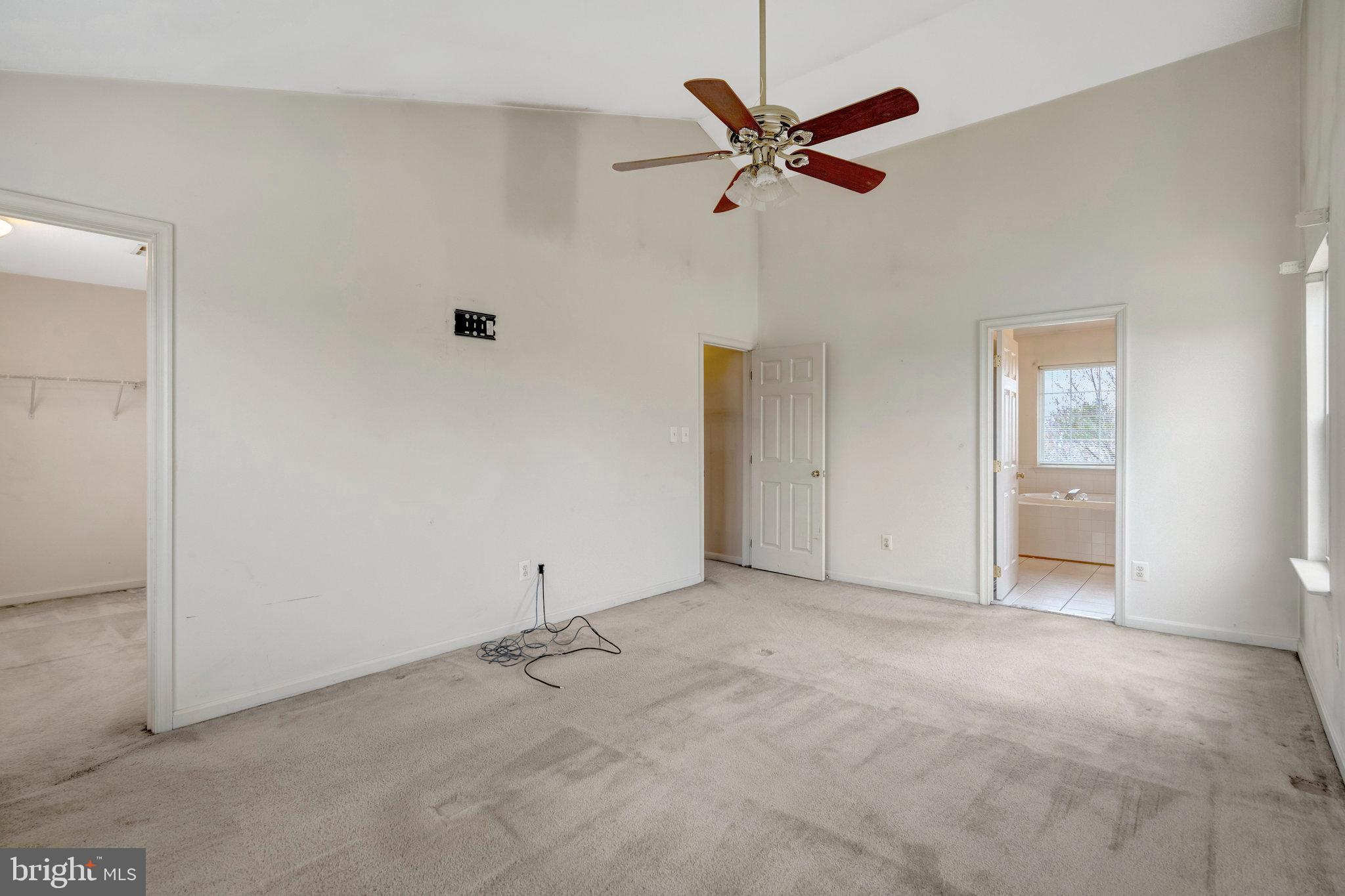 GREENHILL CROSSING - Residential