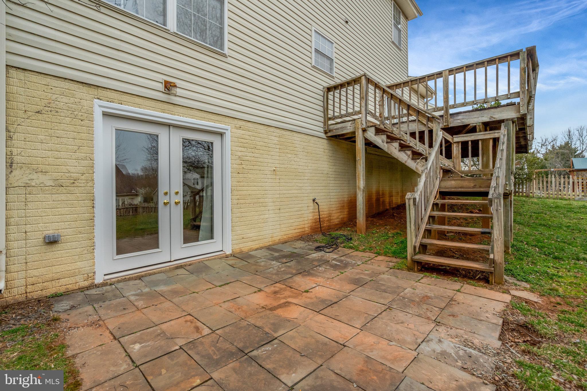 GREENHILL CROSSING - Residential
