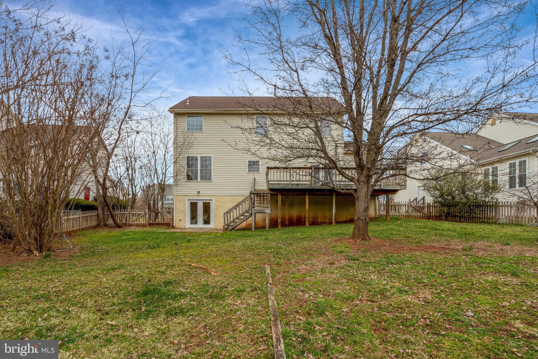 GREENHILL CROSSING - Residential