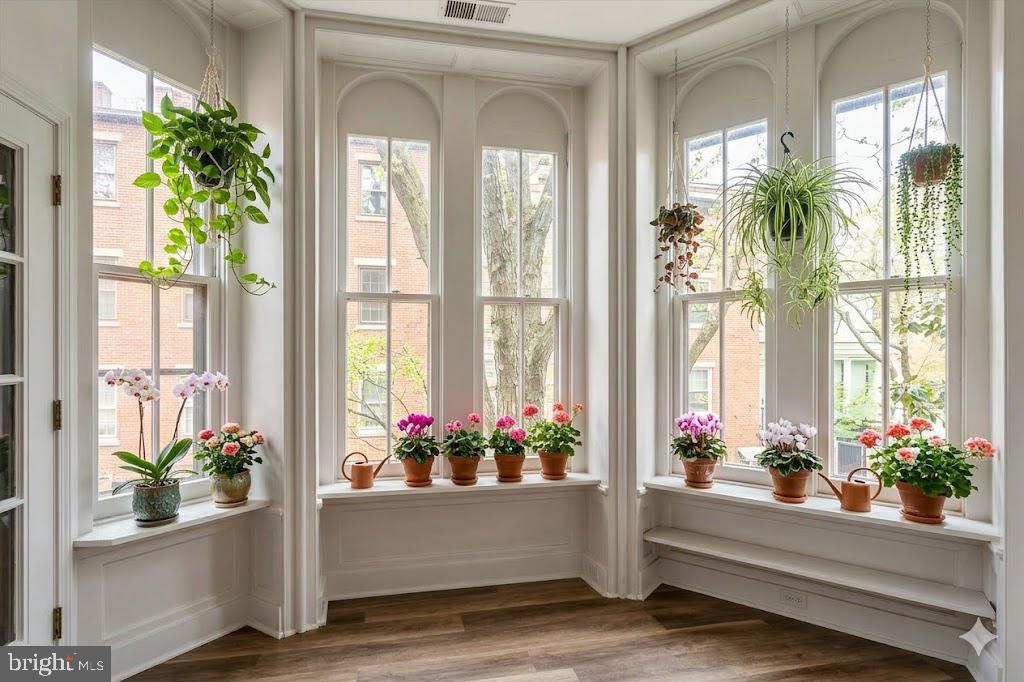 ART MUSEUM AREA - Residential