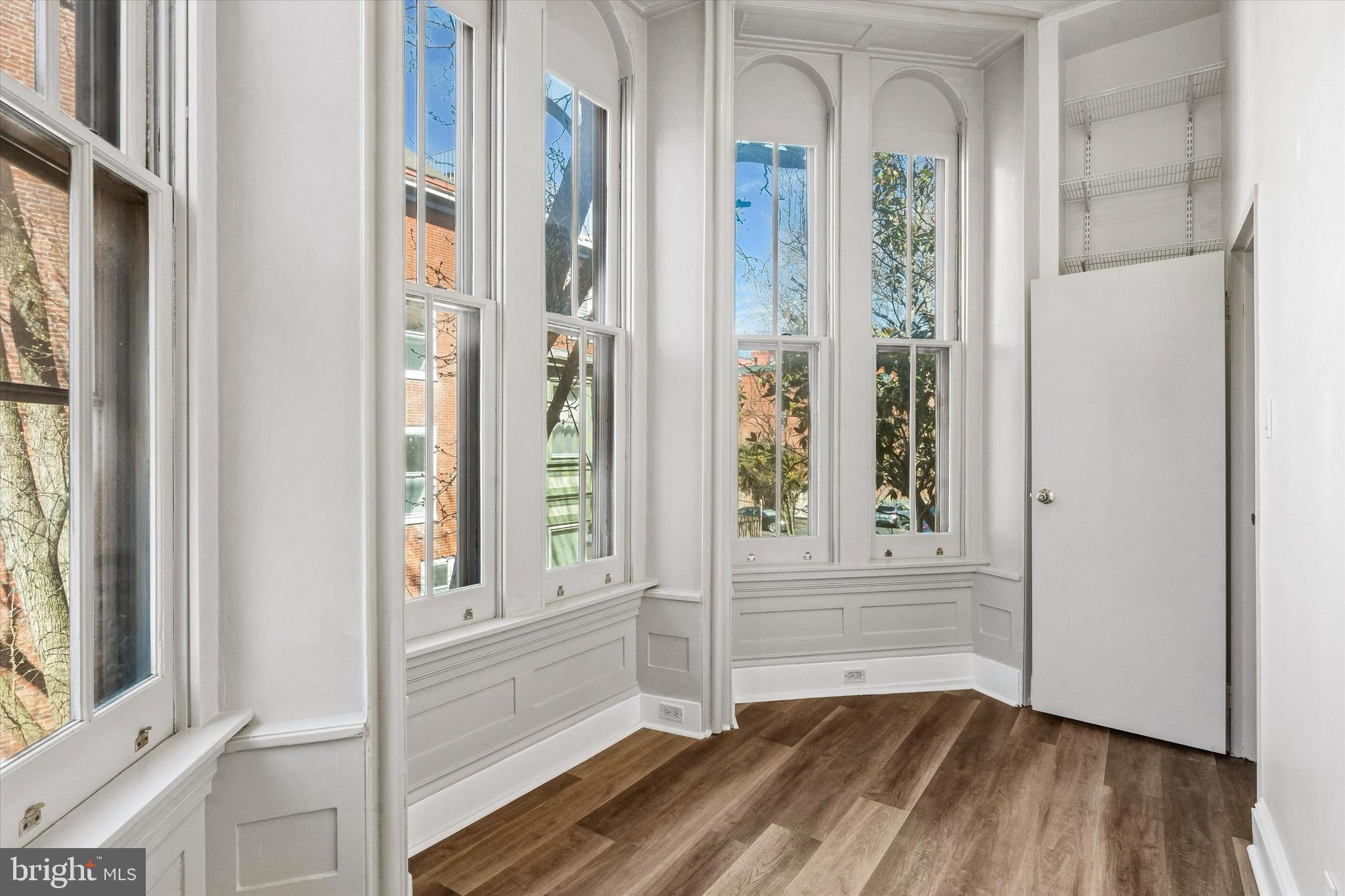 ART MUSEUM AREA - Residential