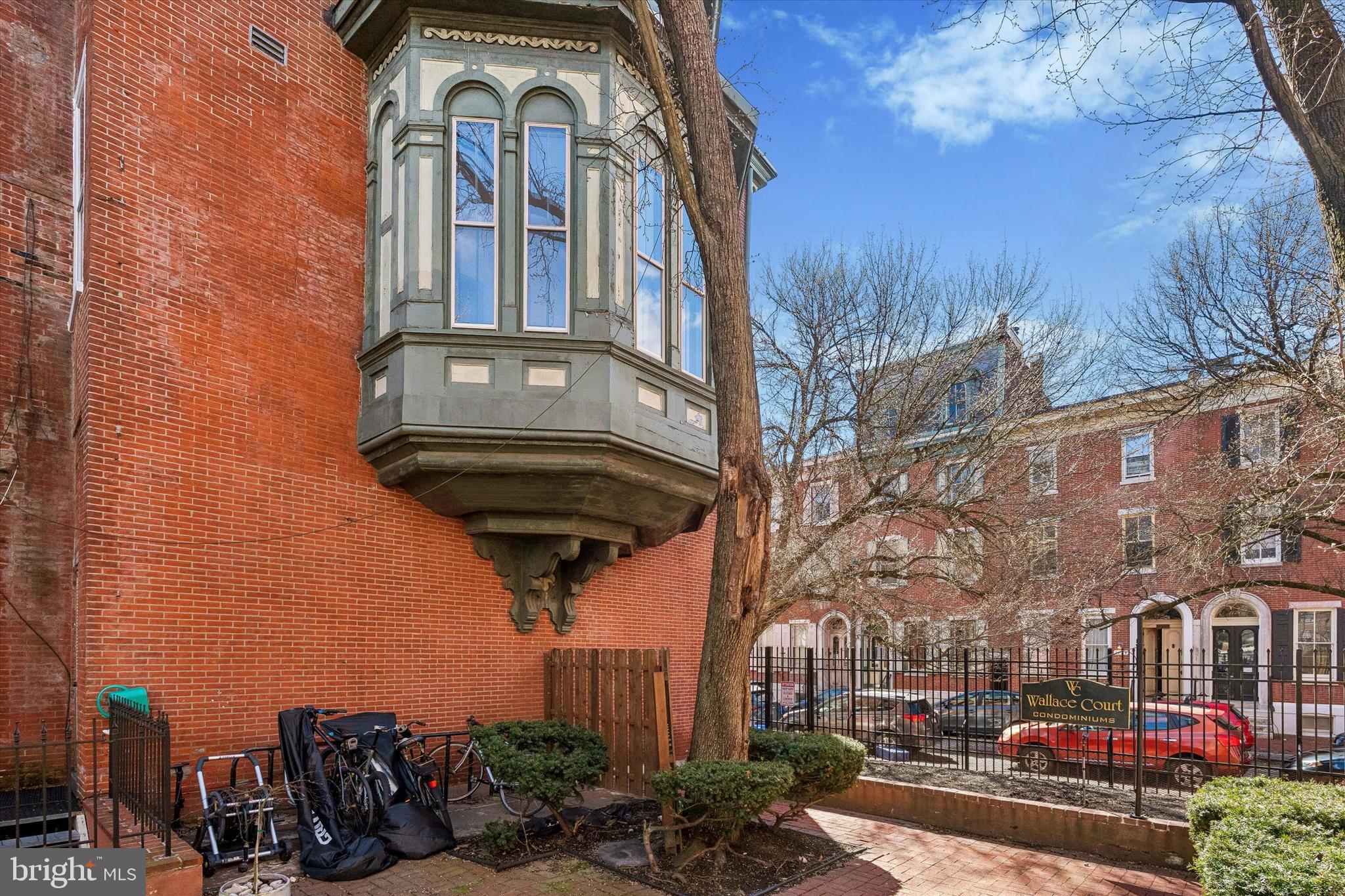 ART MUSEUM AREA - Residential