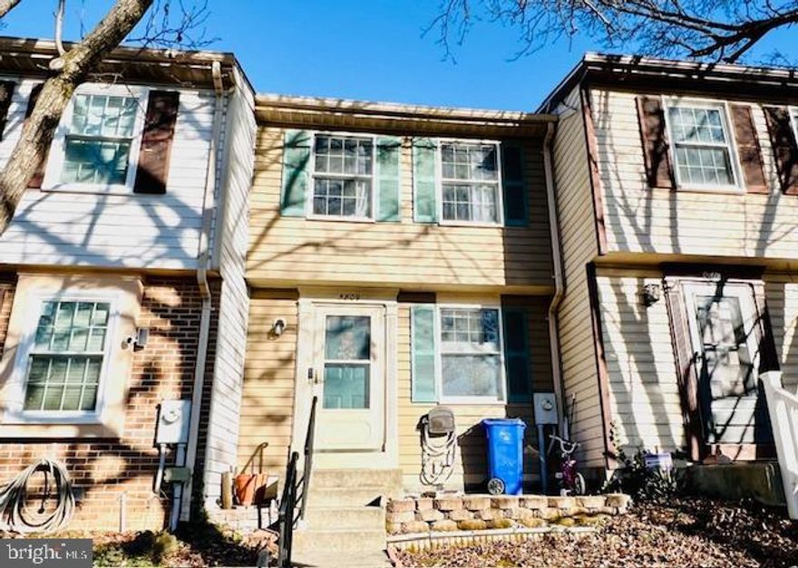 LOCATION!LOCATION!LOCATION! Affordable 3-bed rooms 2 full bath townhome in Howard County.