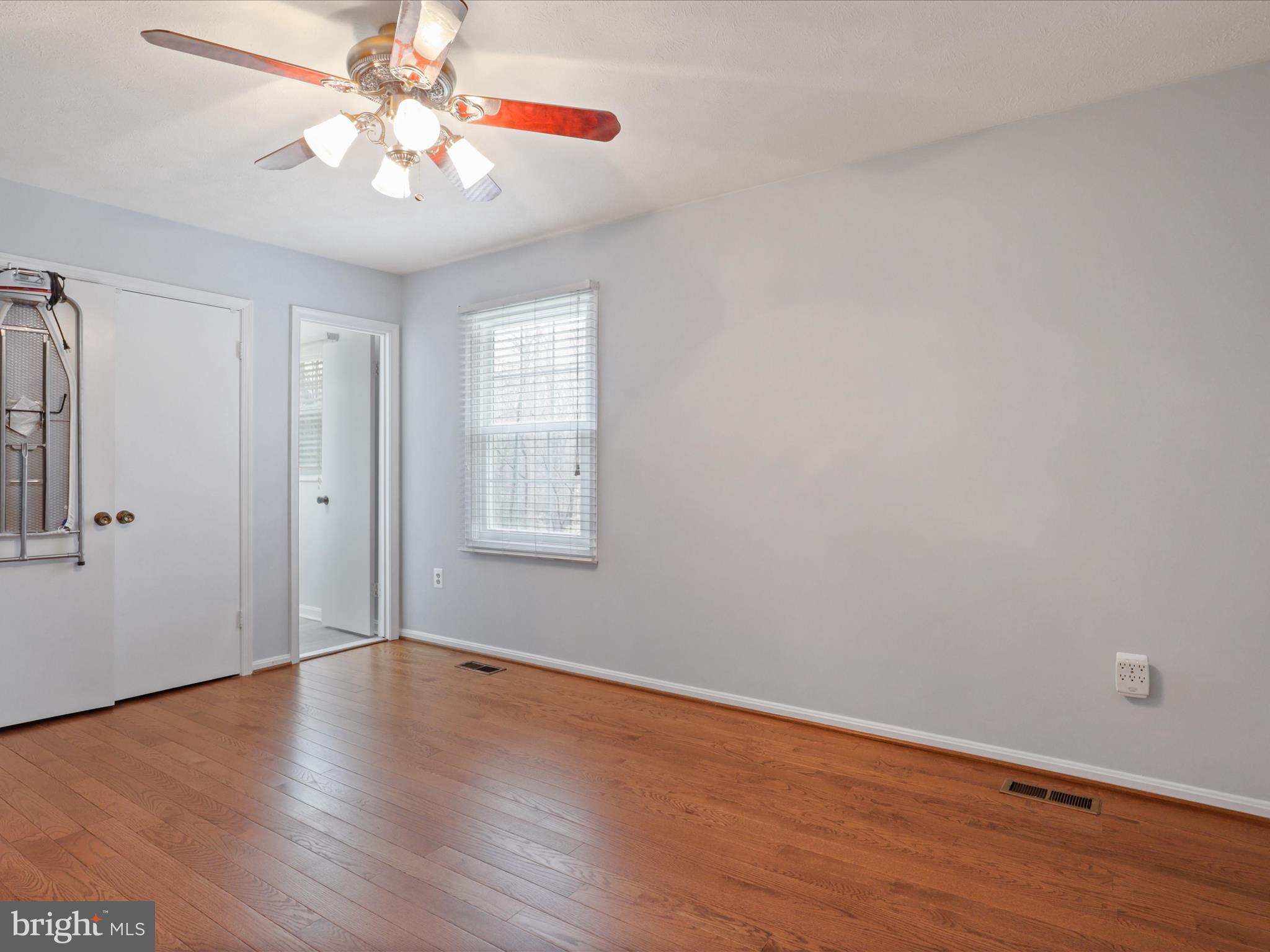 LAUREL RIDGE - Residential